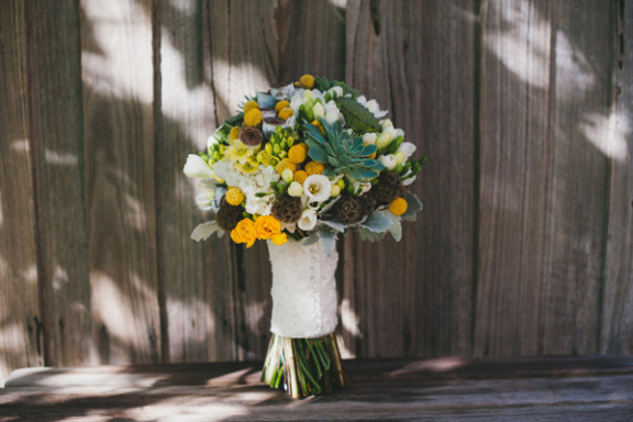 abbotsford-convent-wedding-bouquet