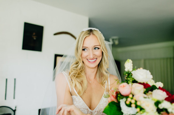 bride getting ready Aimee Claire perth wedding photographer_003