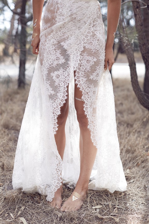 Karen Willis Holmes lace wedding dress 04