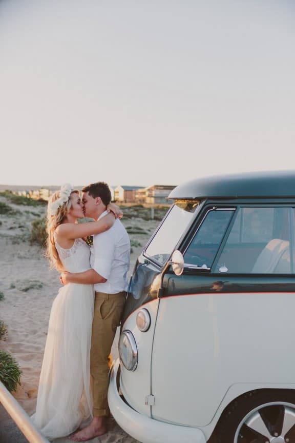 Adelaide Beach wedding at Middleton Beach Huts | Photography by Beck Rocchi