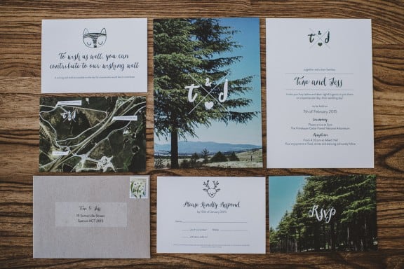 Woodland wedding invitations | Photography by Lauren Campbell