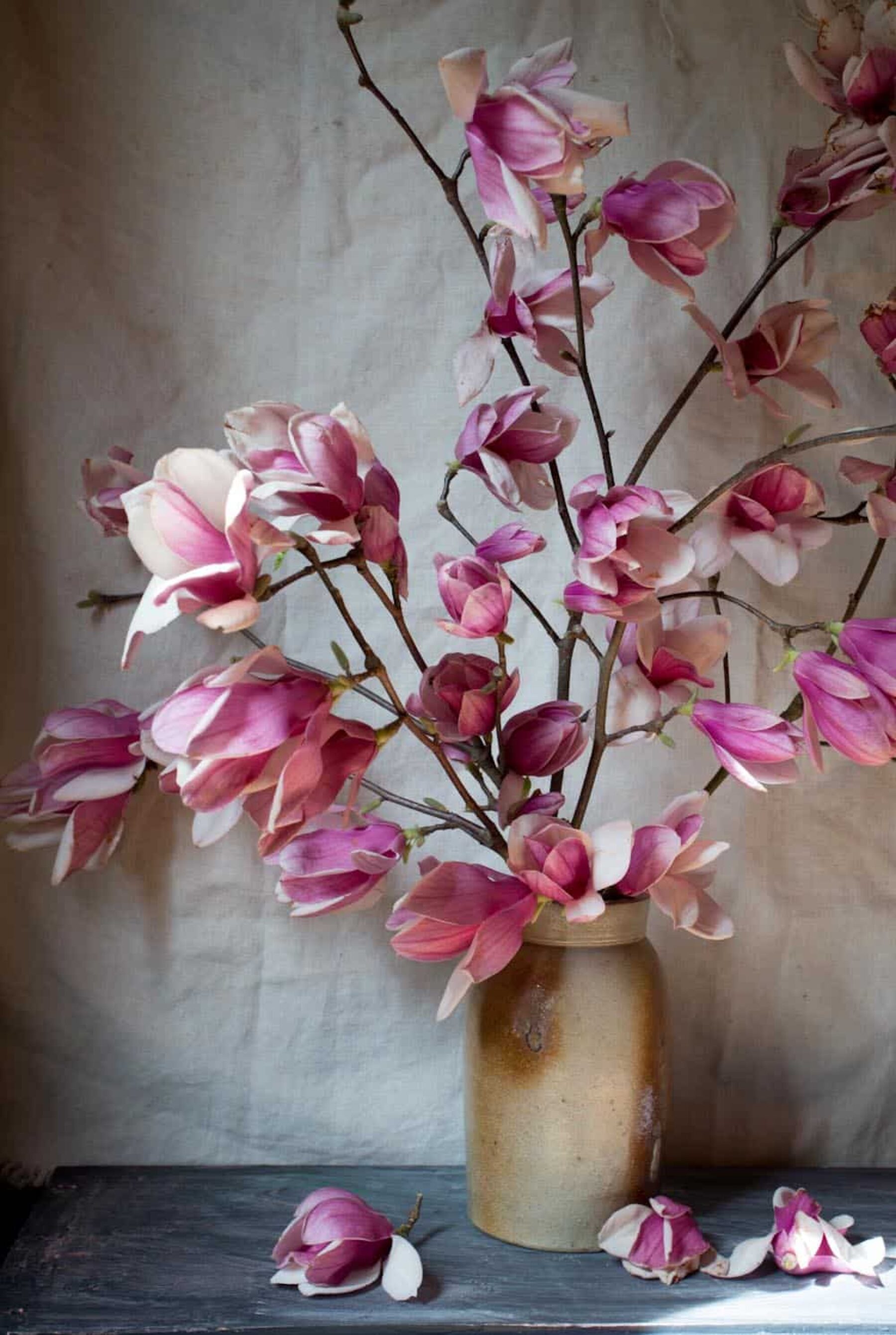 Seasonal flower | Magnolia wedding inspiration
