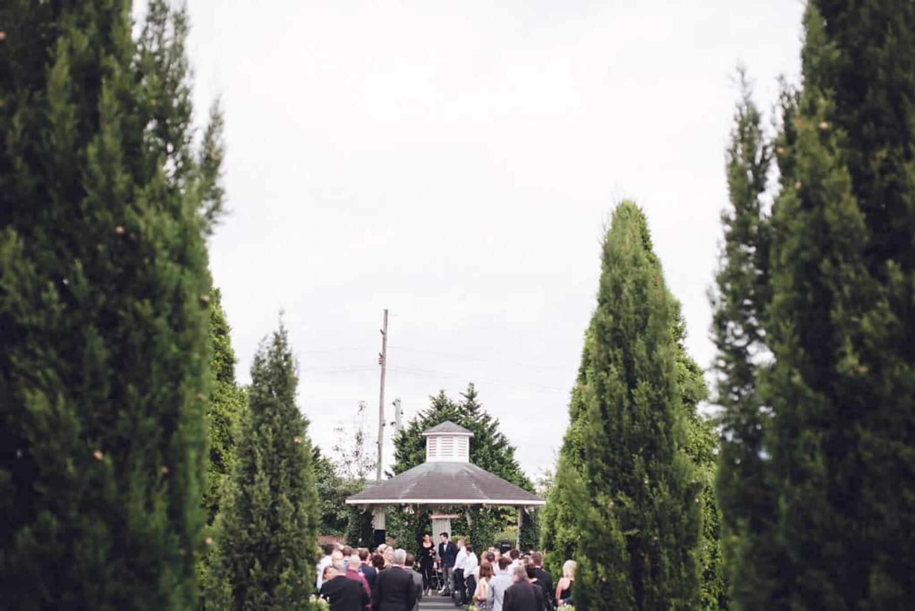 Glam garden wedding at Ravensthorpe, Albion Park | Photography by Studio Something