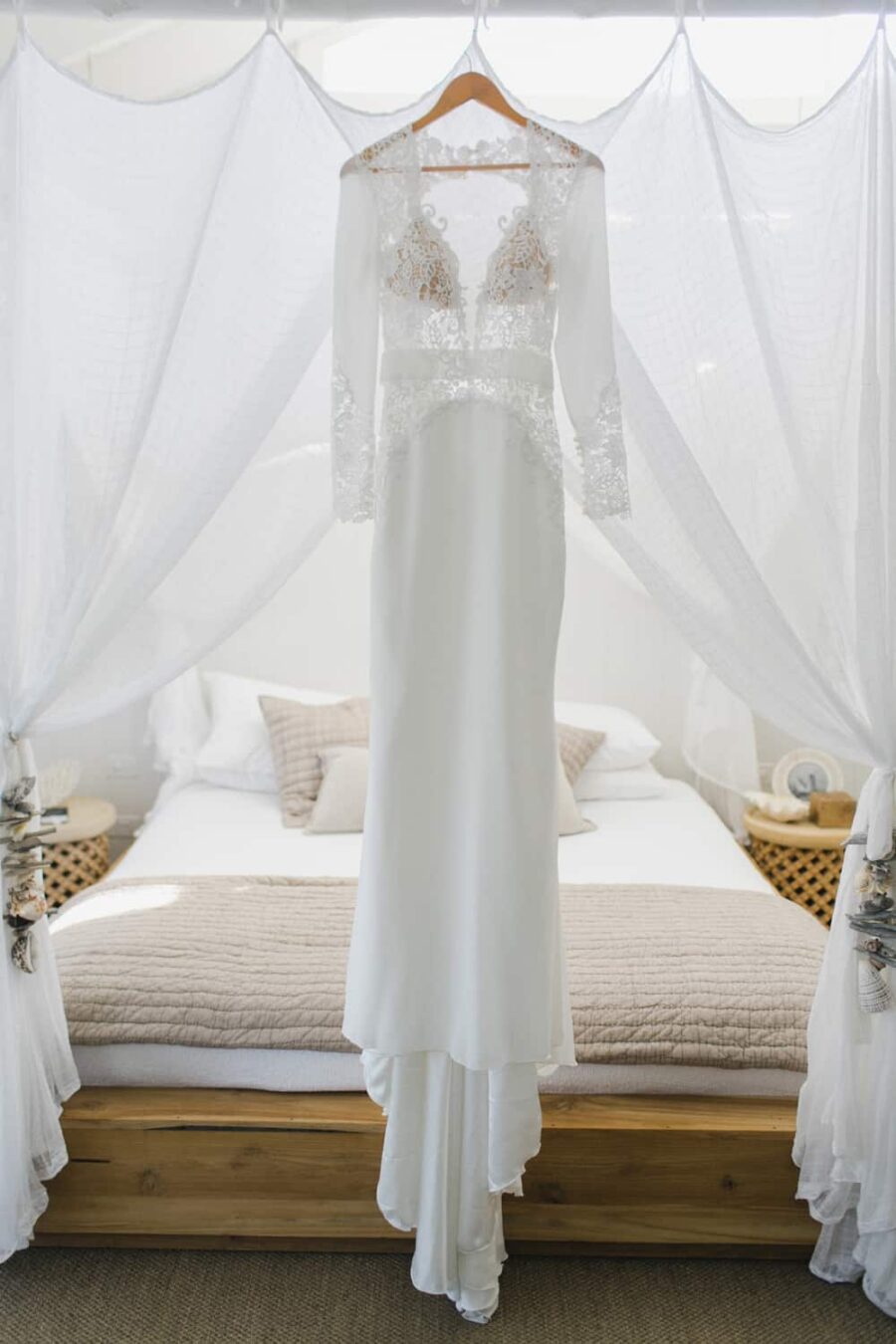 Berta Bridal wedding gown / Photography by John Benavente