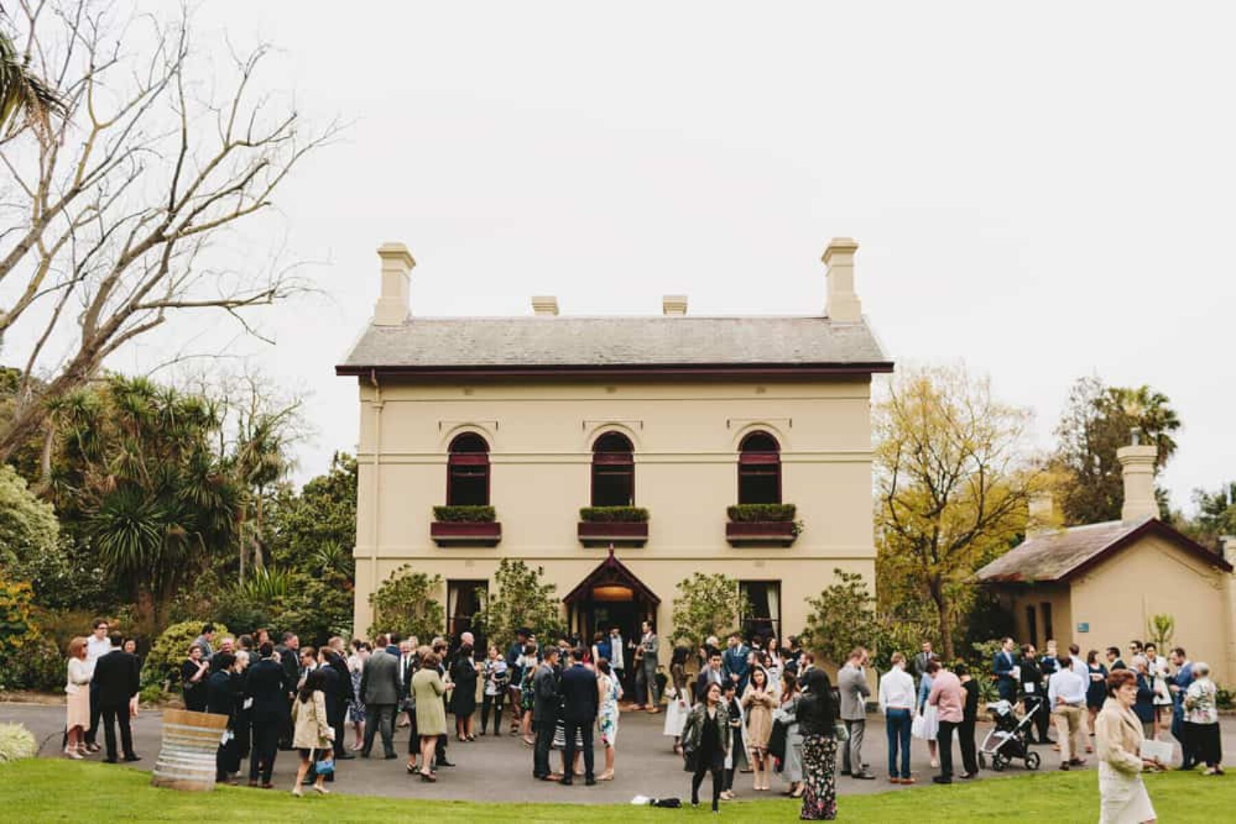 Melbourne Royal Botanic Gardens wedding / Photography by Jonathan Ong