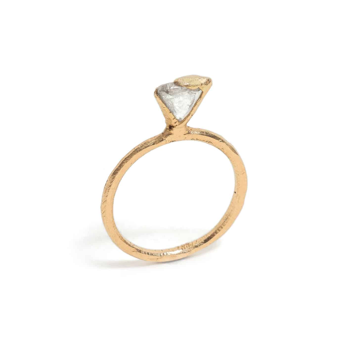 Unique engagement rings by Australian jewelers / Tessa Blazey