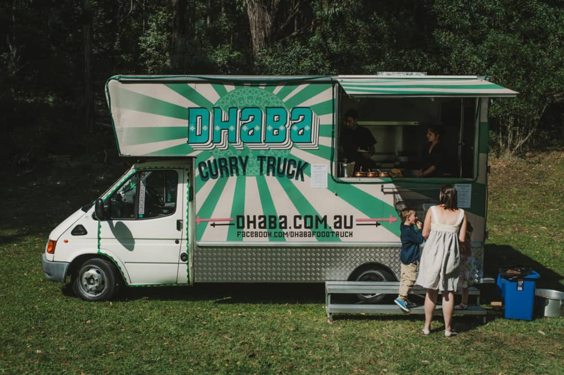 Melbourne food truck wedding / Photography by She Takes Pictures he Makes Films
