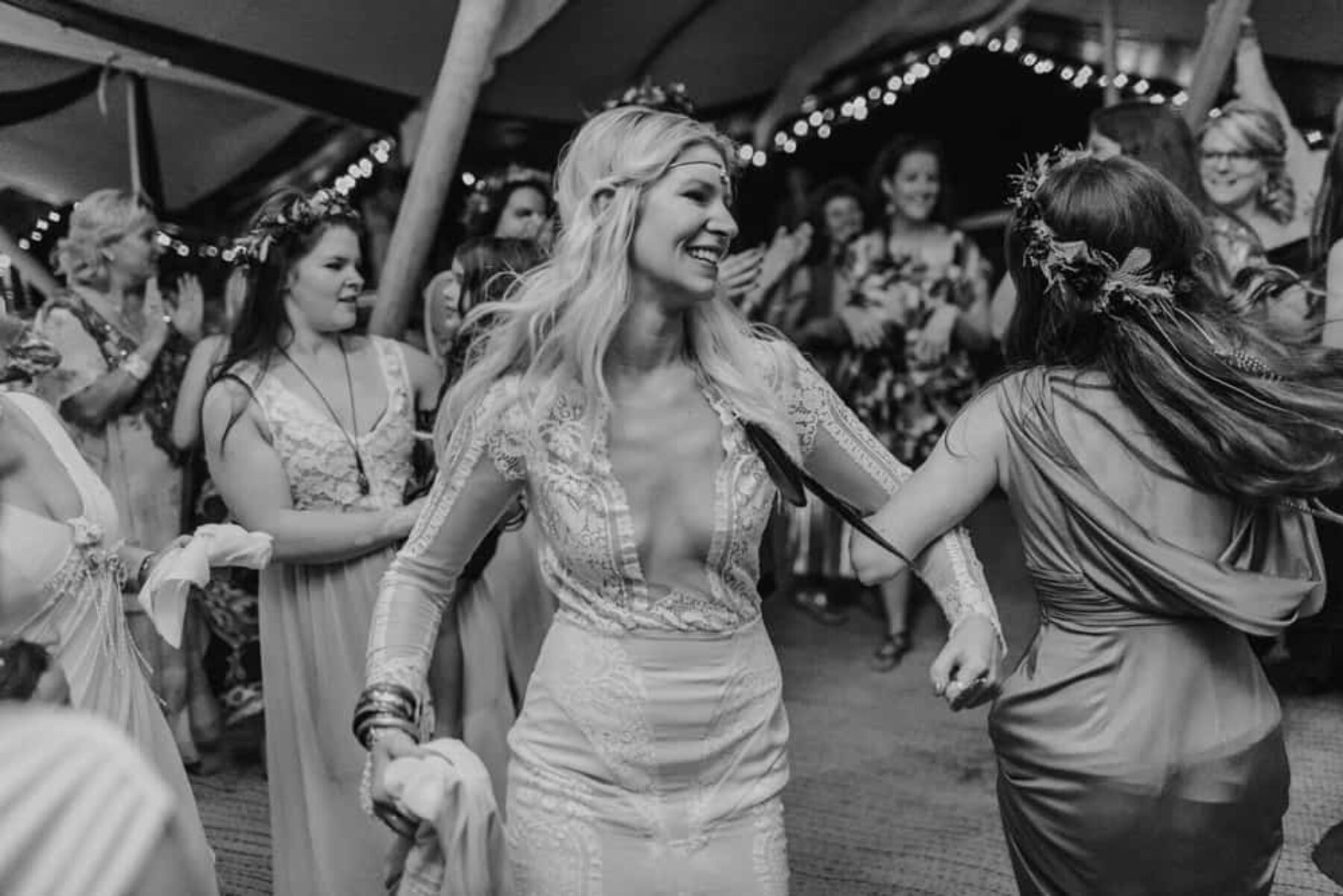 Bohemian tipi wedding at Sheraton Mirage, Port Douglas / Photography by Oli Sanson