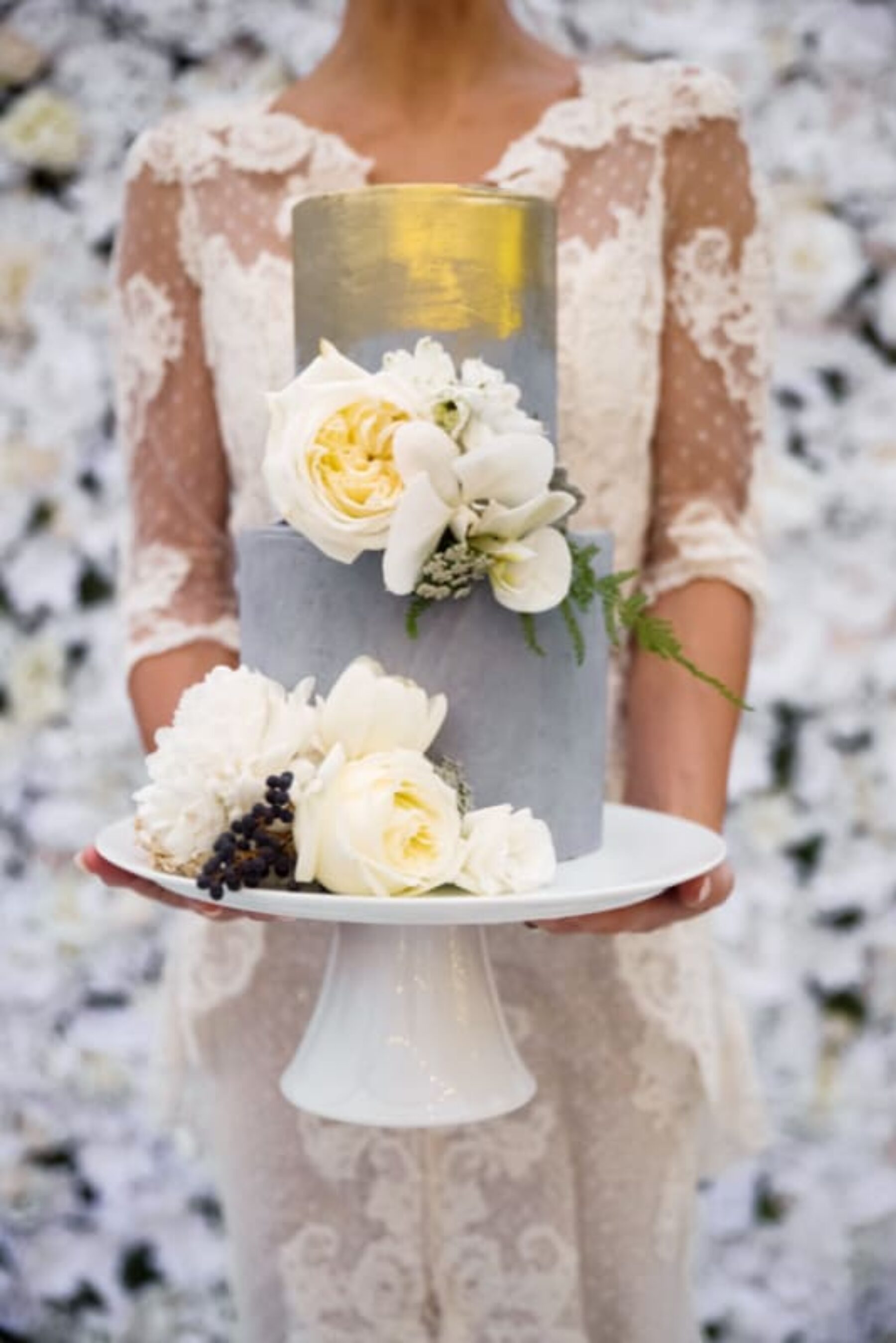 Dove grey and gold leaf wedding cake