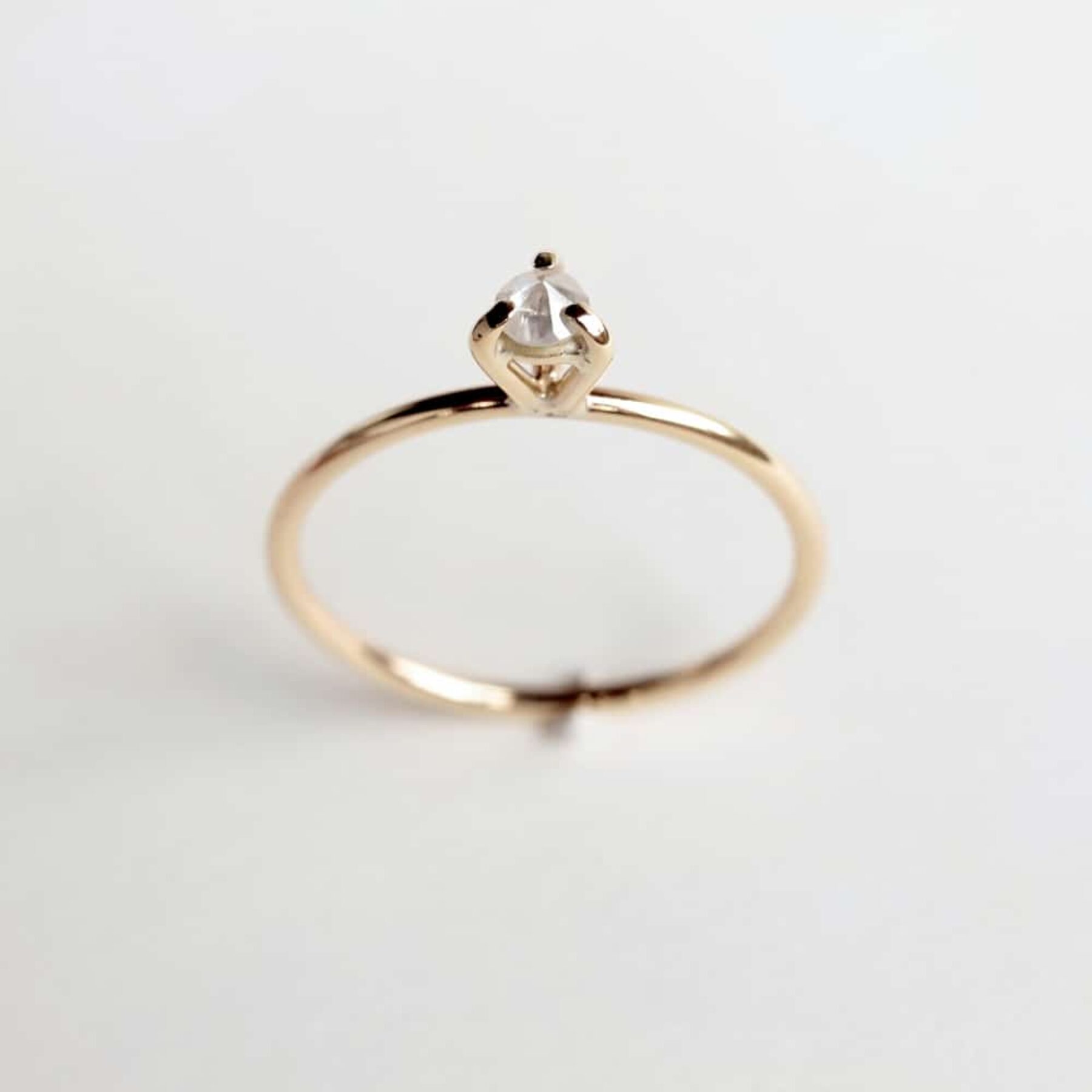 jewelry Mirta - dainty diamond engagement ring