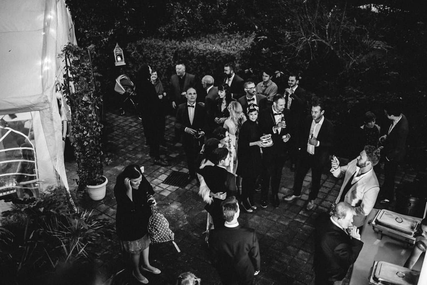 Quirky backyard wedding on a budget - photography by Fiona Vail
