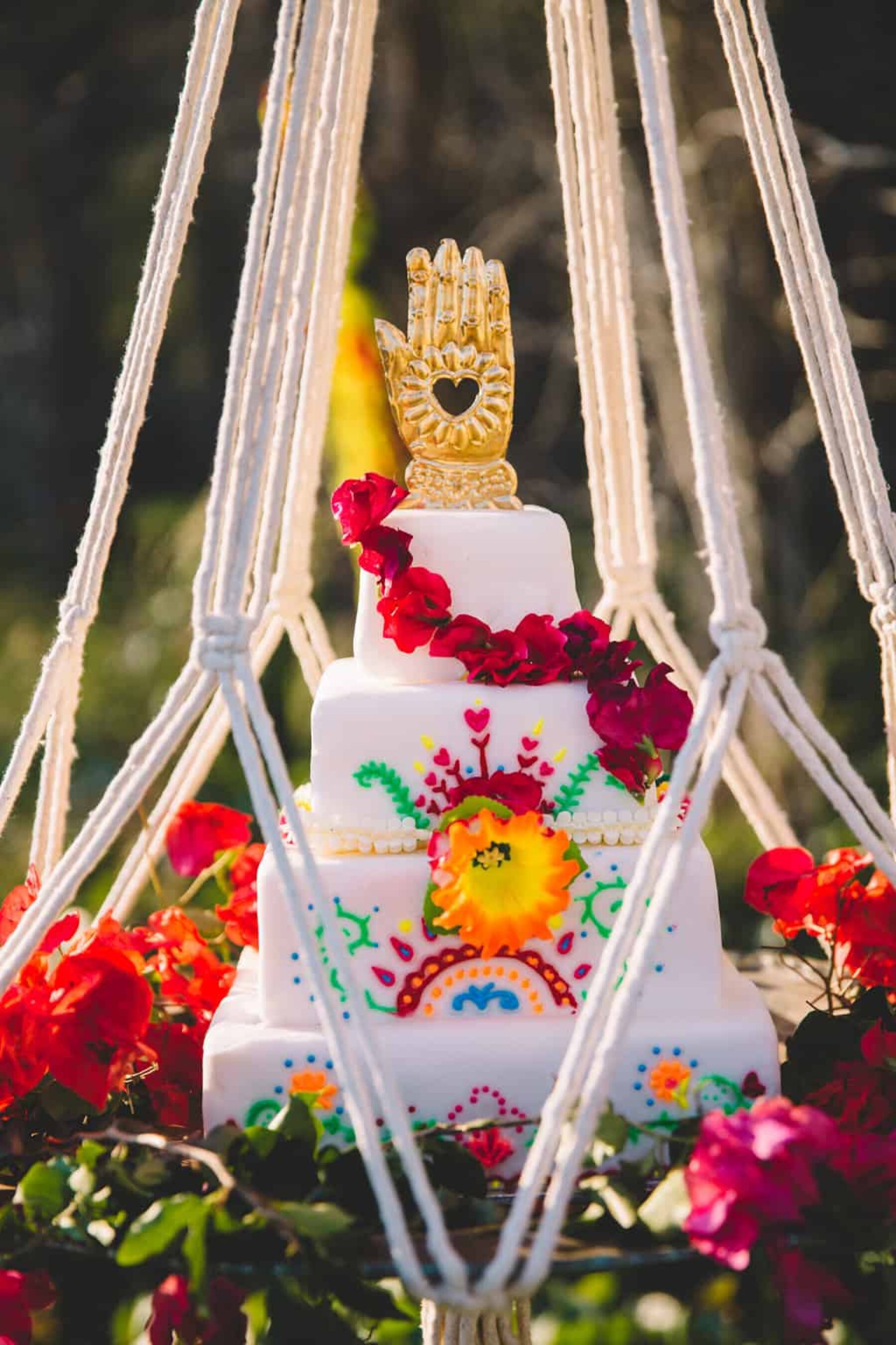 Día de Muertos wedding cake