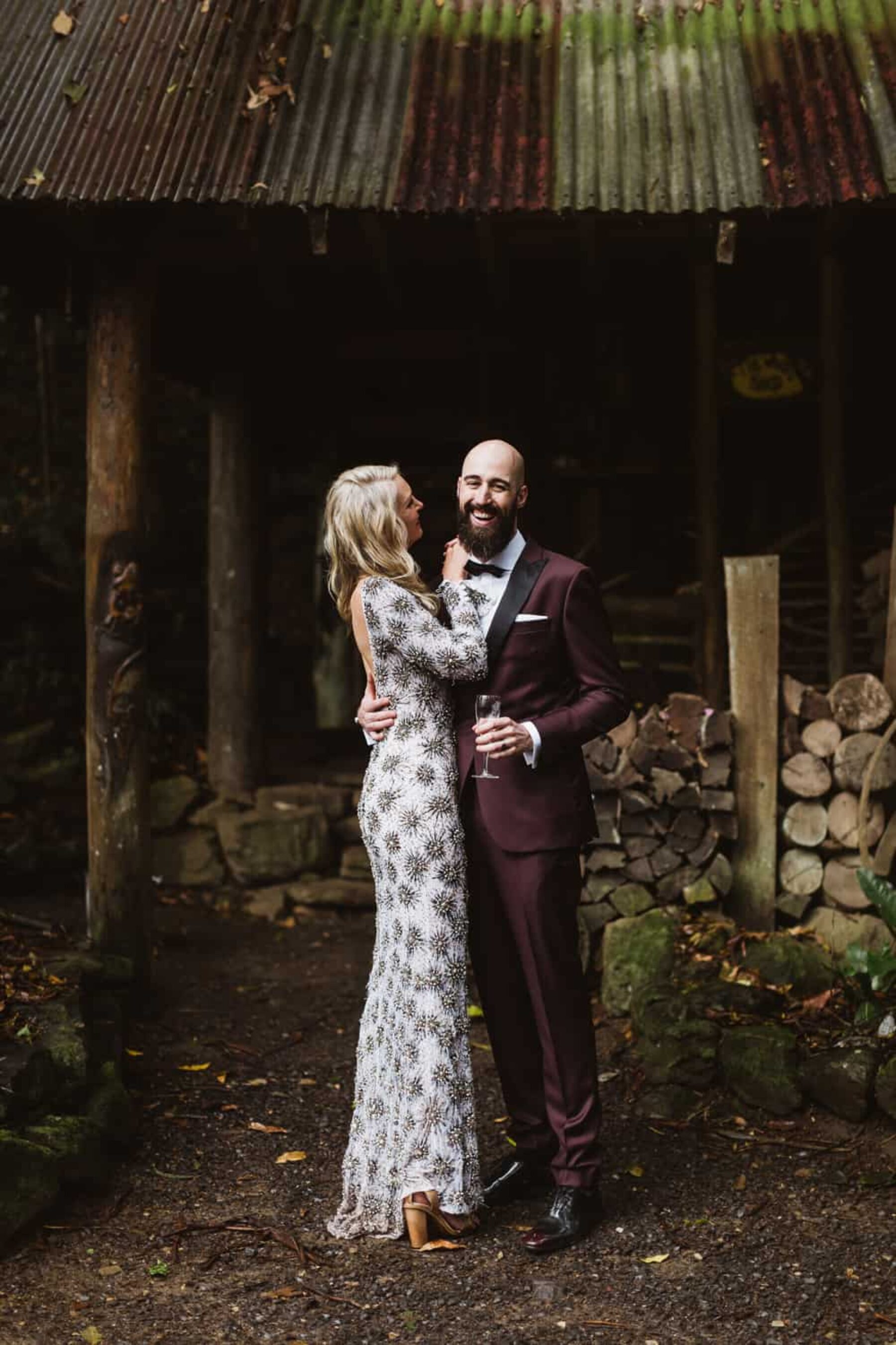stylish alternative bride and groom - photography by Janneke Storm