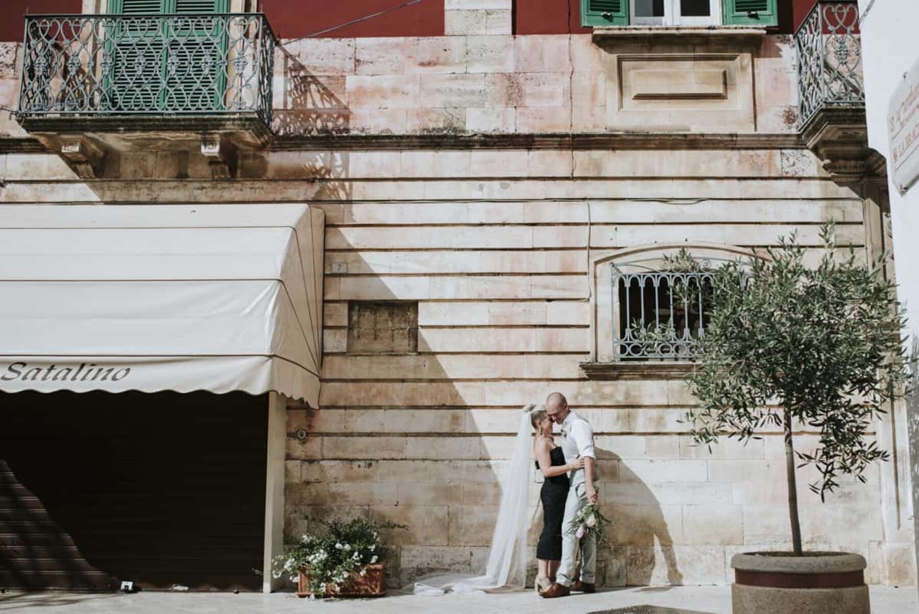 Destination wedding in Puglia Italy - photography by Damien Milan