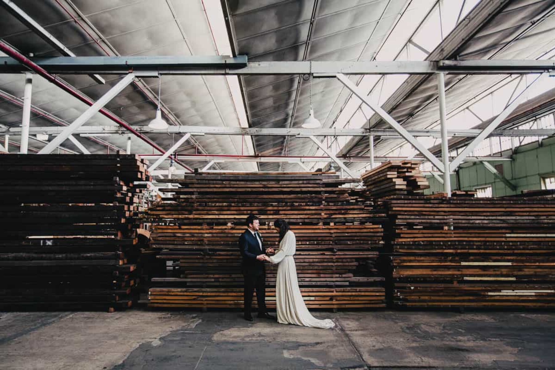 Melbourne warehouse wedding at Lauren's Hall - photography by Daniel Brannan
