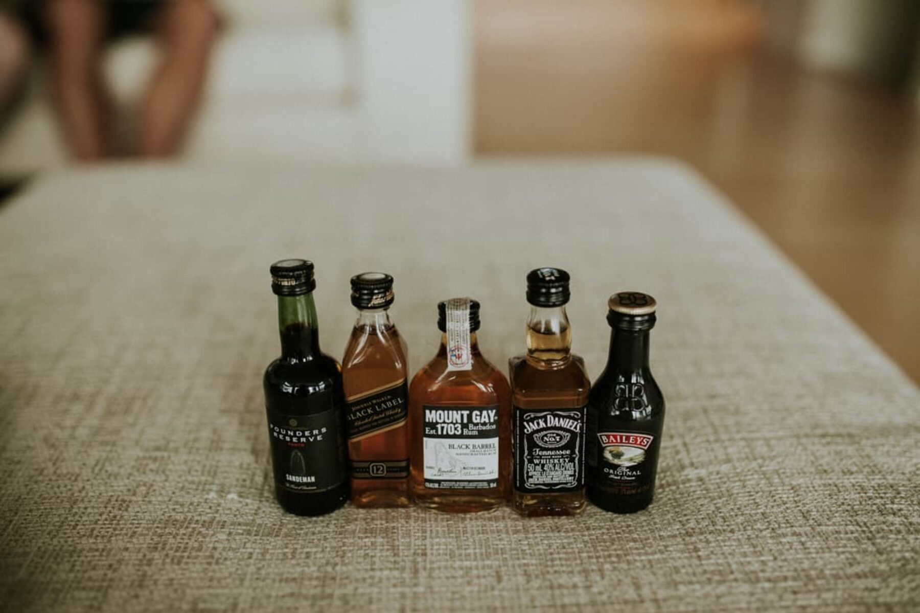 mini whiskey bottles