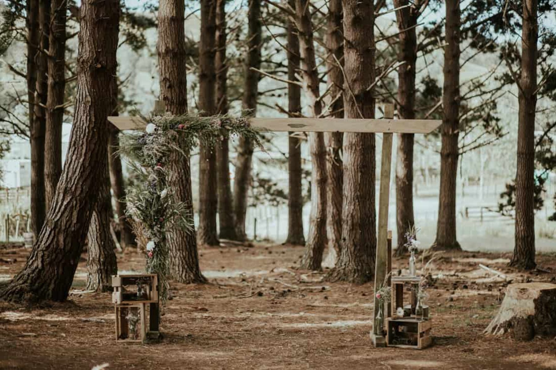 DIY forest wedding in Waimauku NZ - photography by Amy Kate