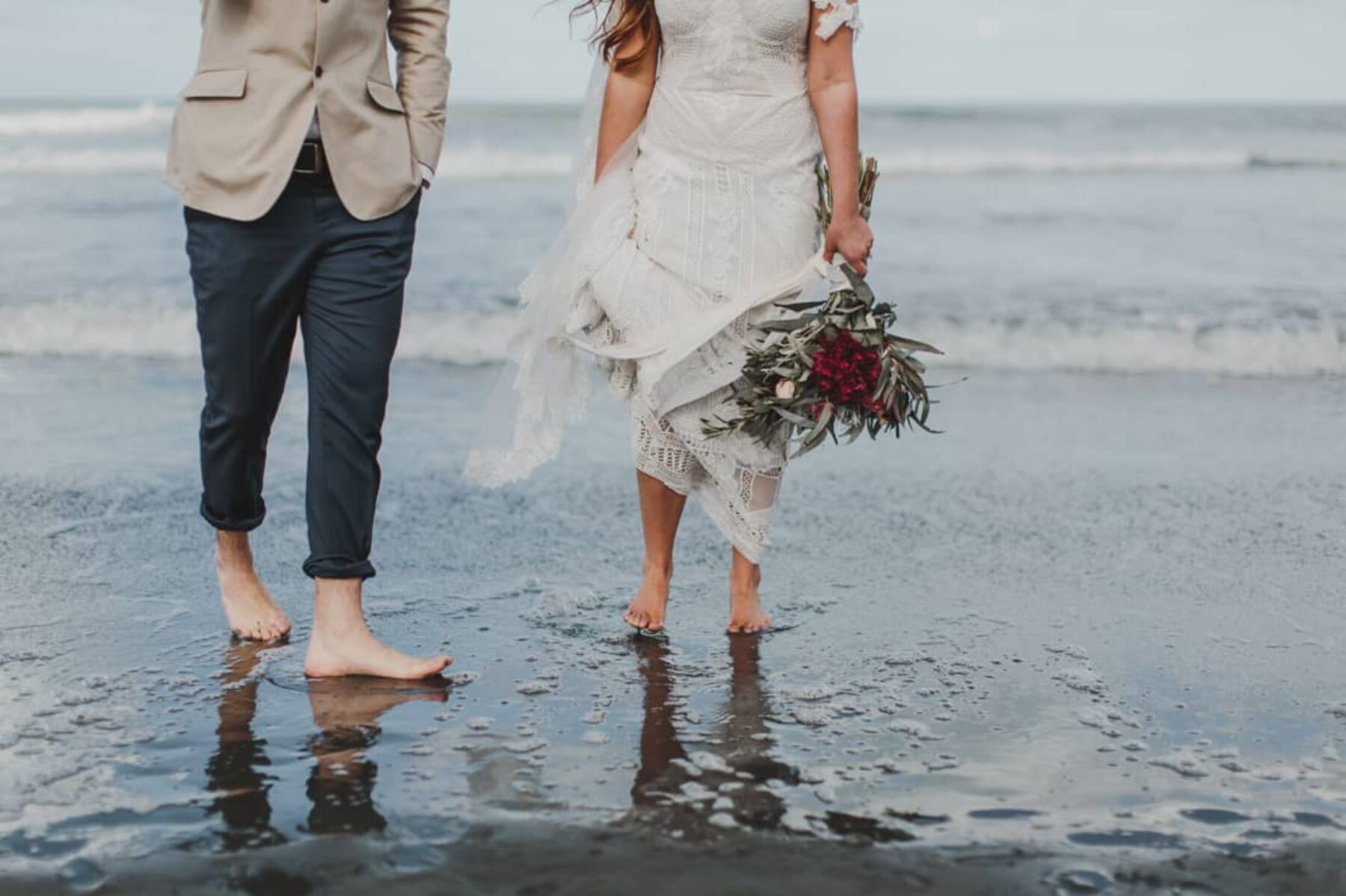 boho-eclectic Christchurch wedding - Charlotte Sowman Photography