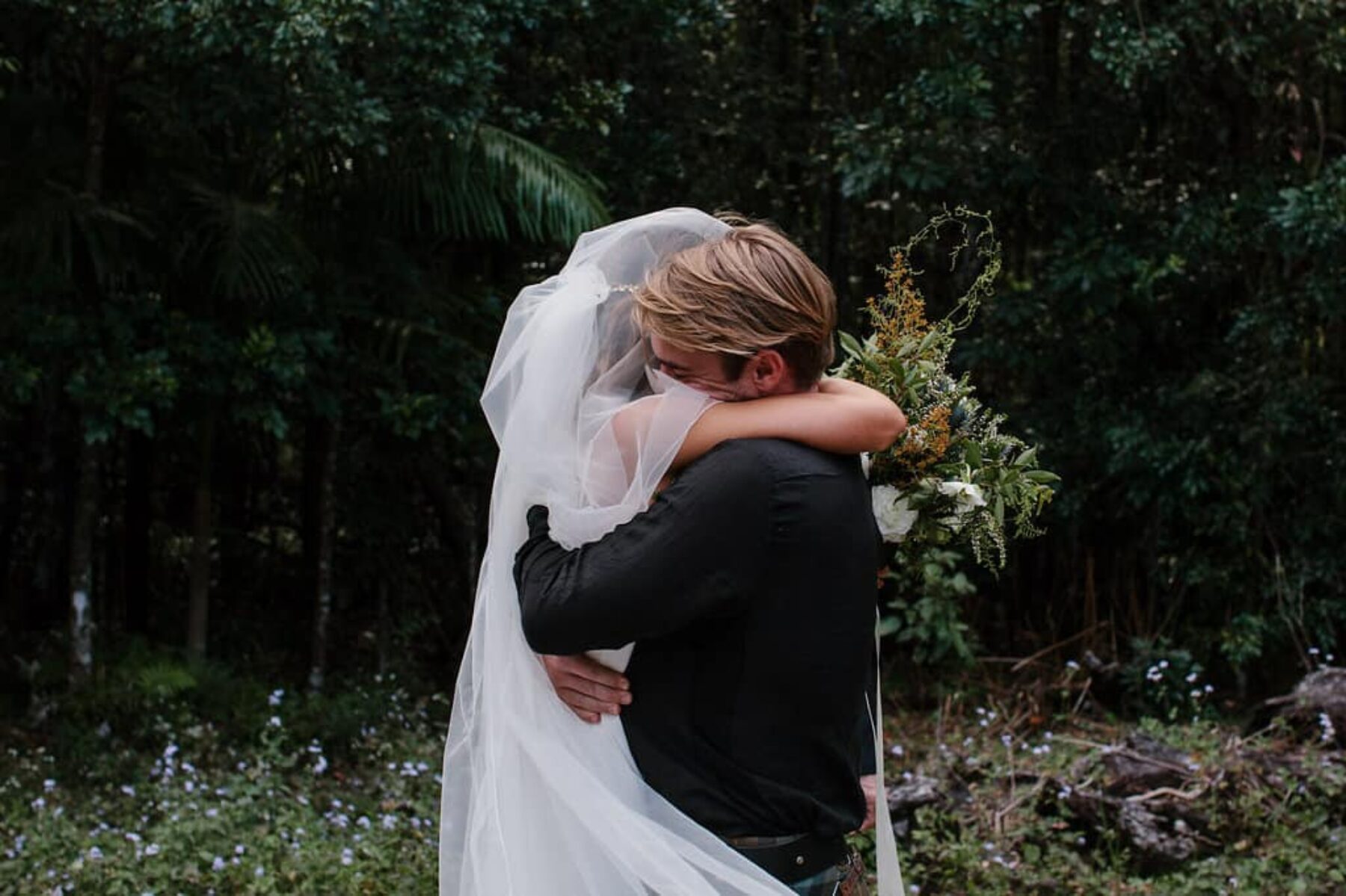 Earthy Byron Bay wedding by Brooke Adams Photography