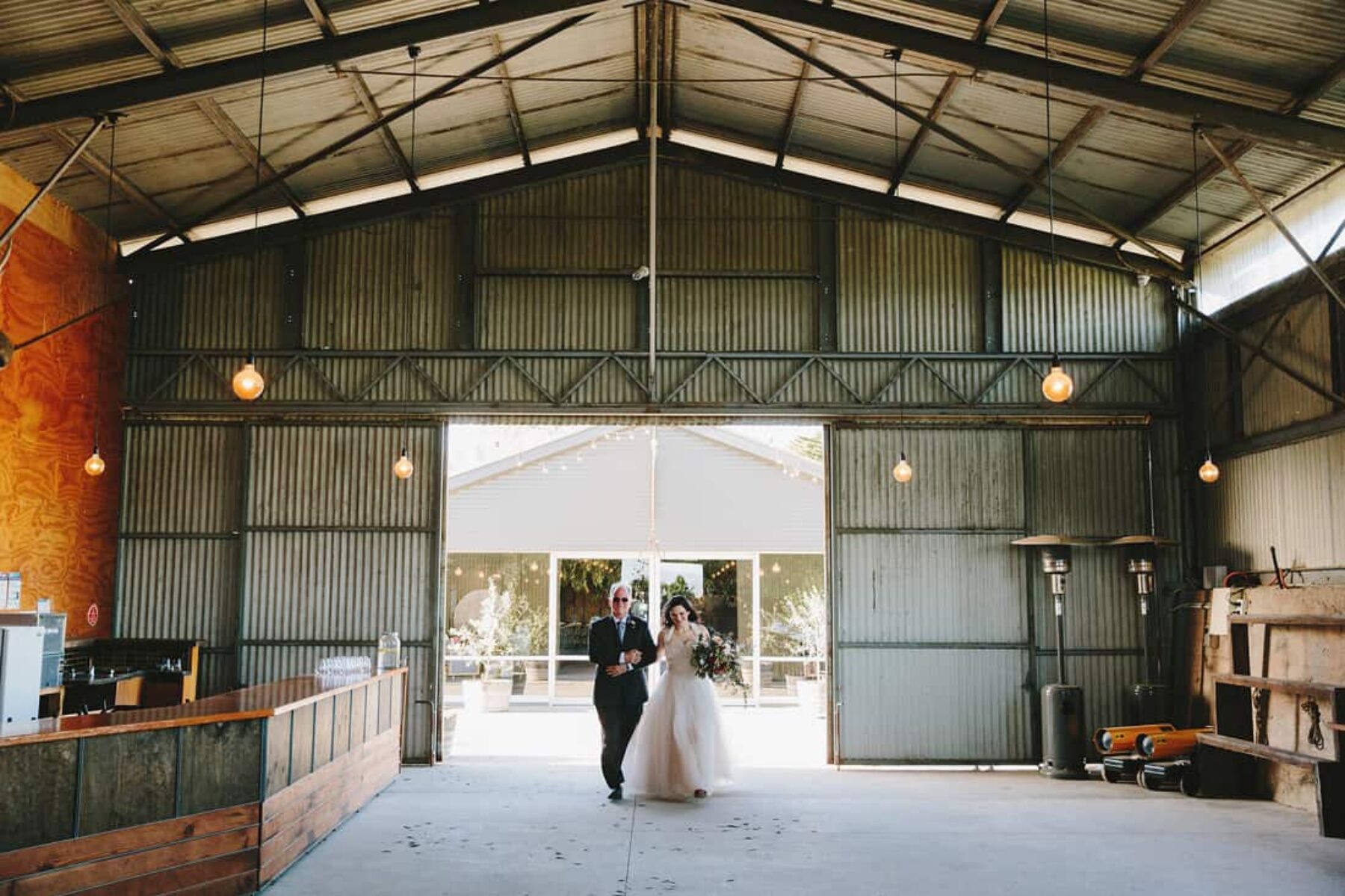 Yarra Valley wedding at Zonzo Estate - photography by Jonathan Ong