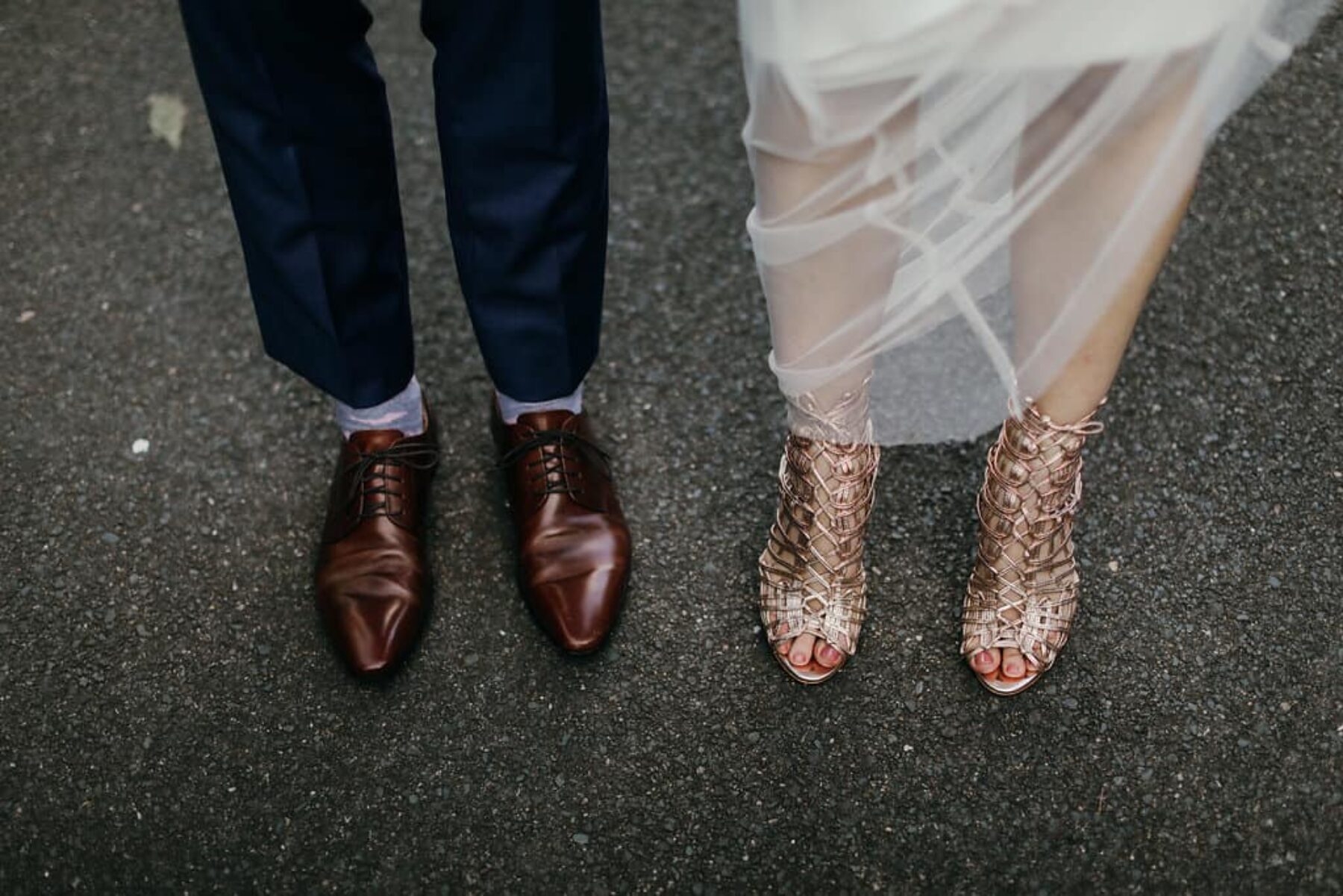 Surrey Hills wedding by Lara Hotz Photography