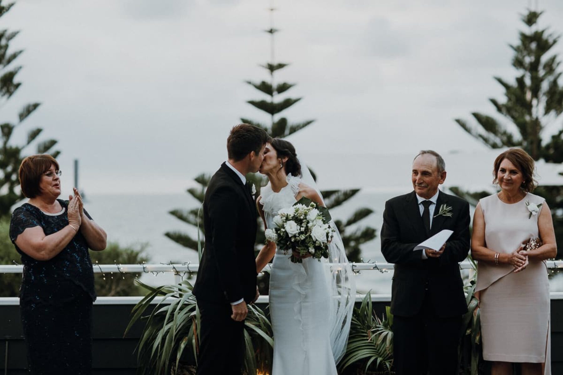 Modern elegant wedding at The Shorehouse Perth WA