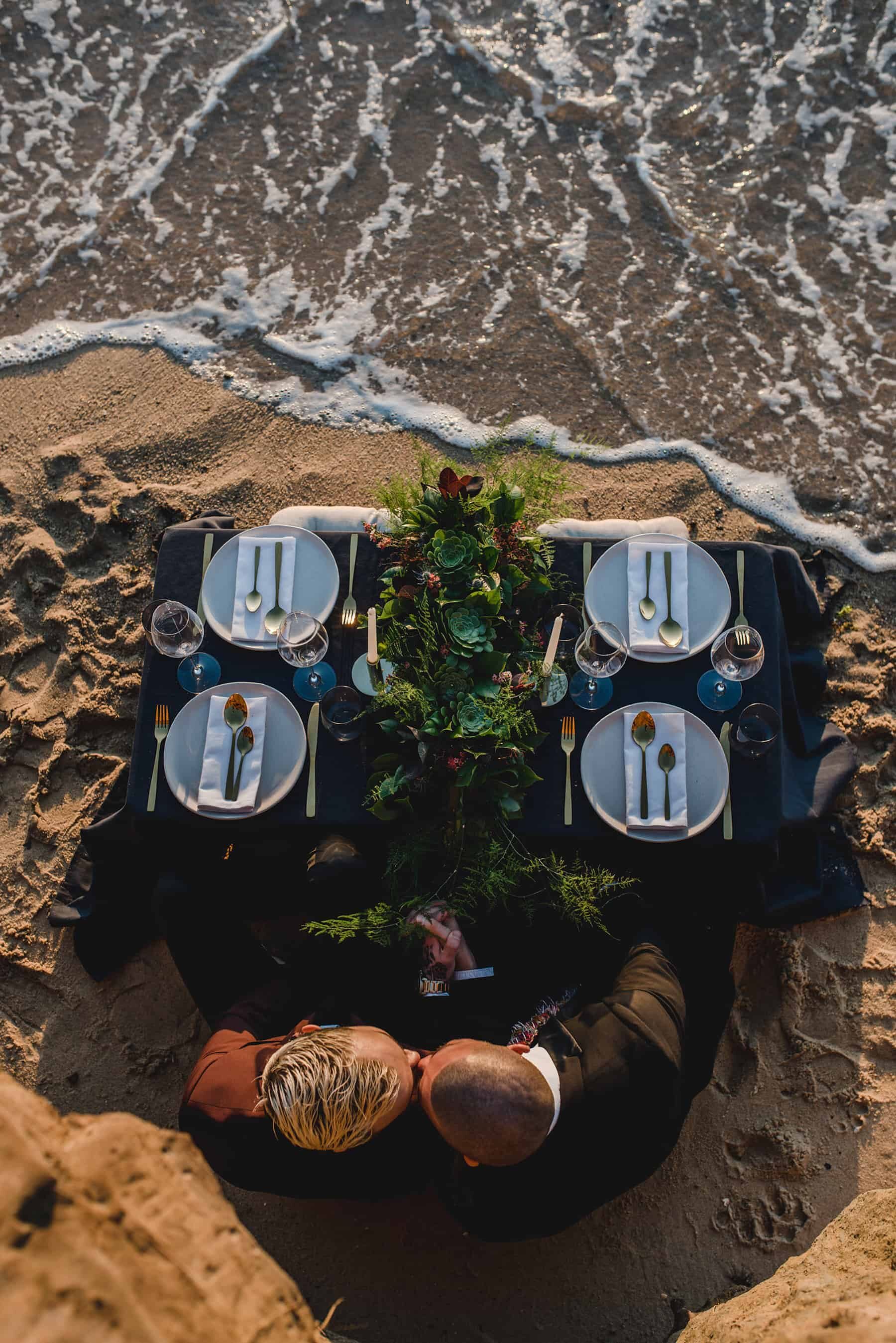 intimate beach wedding tablescape