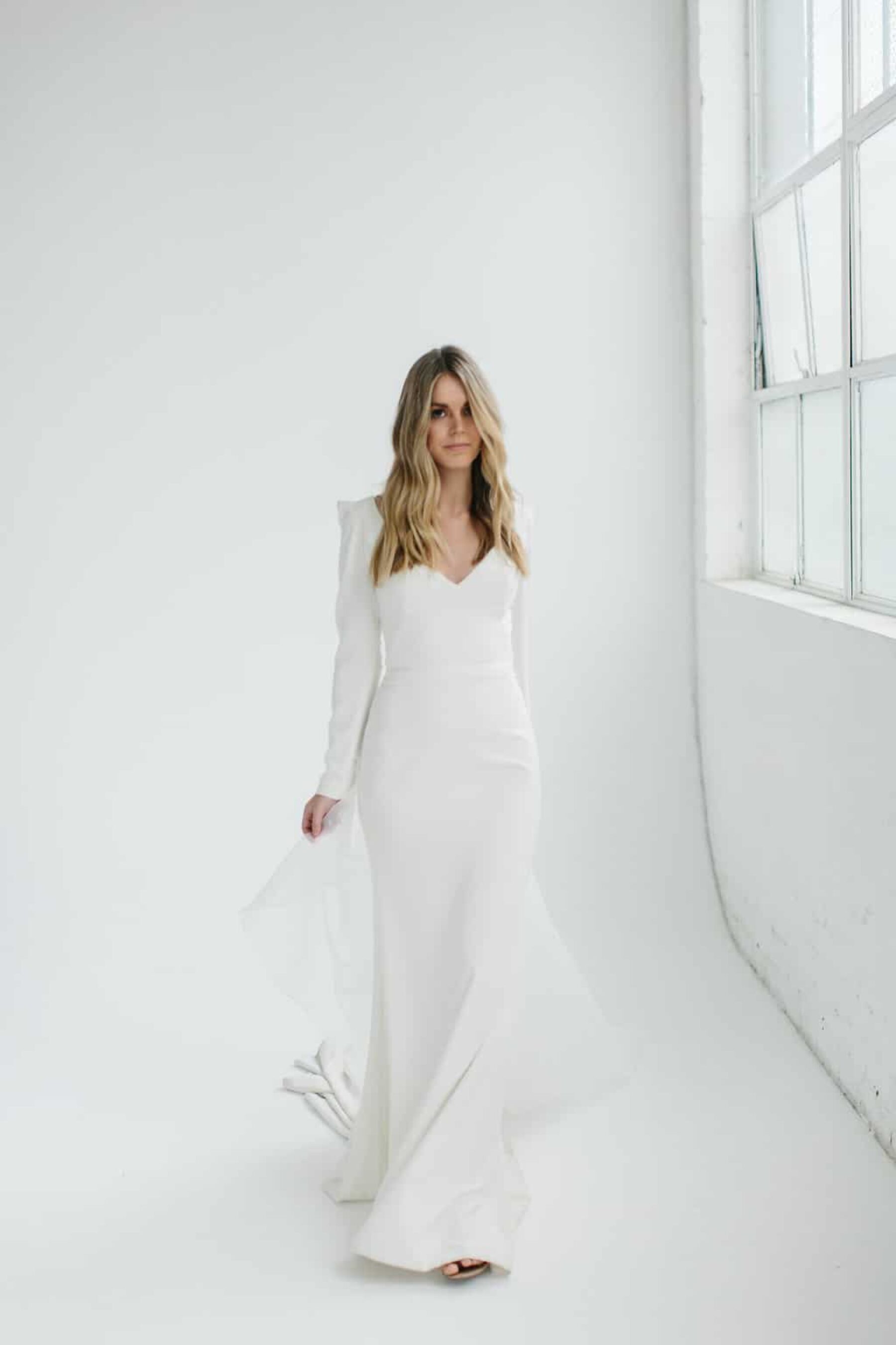 modern long sleeve wedding dress by Karen Willis Holmes