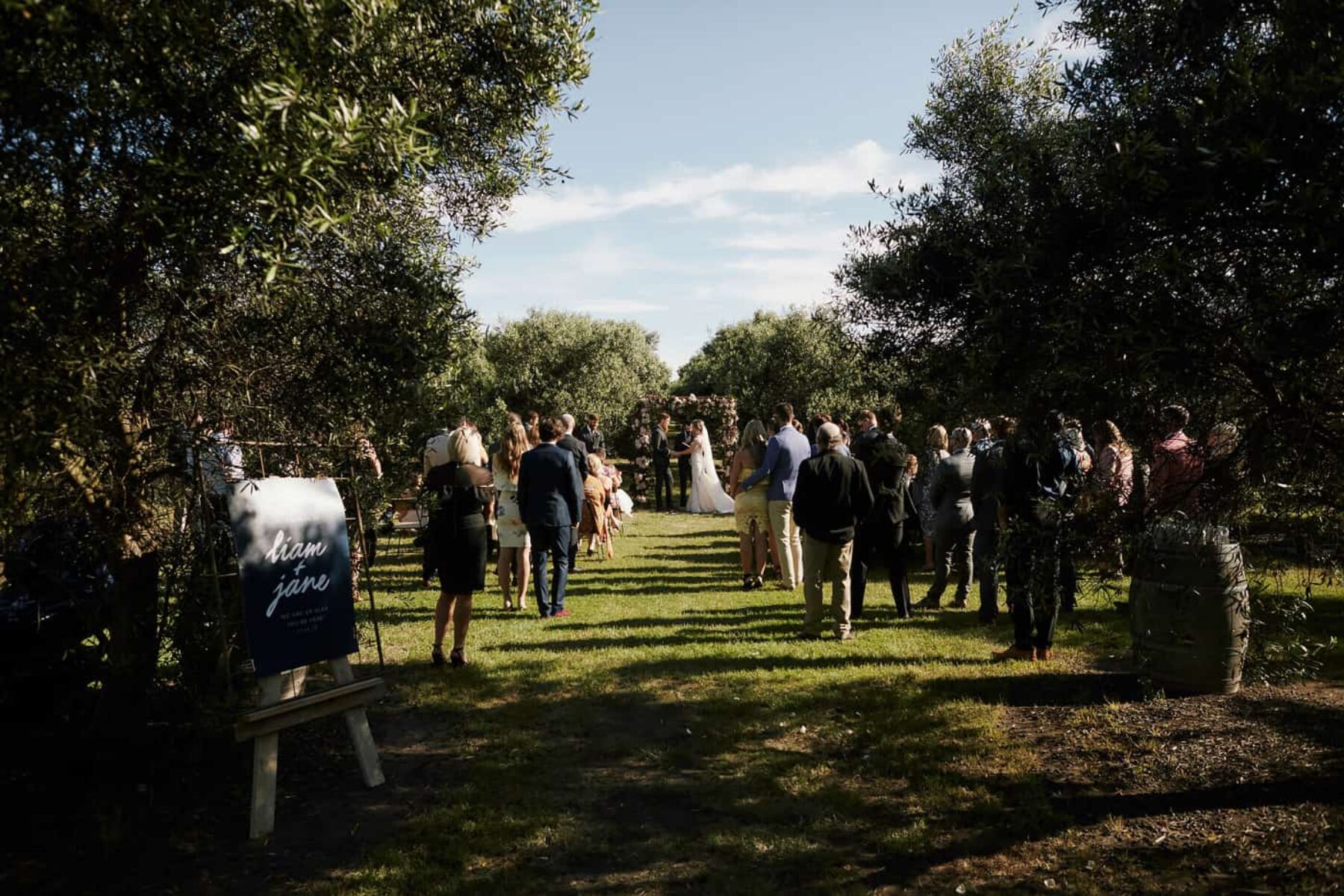 Geelong wedding at Mt Duneed Estate - photography by Eric Ronald