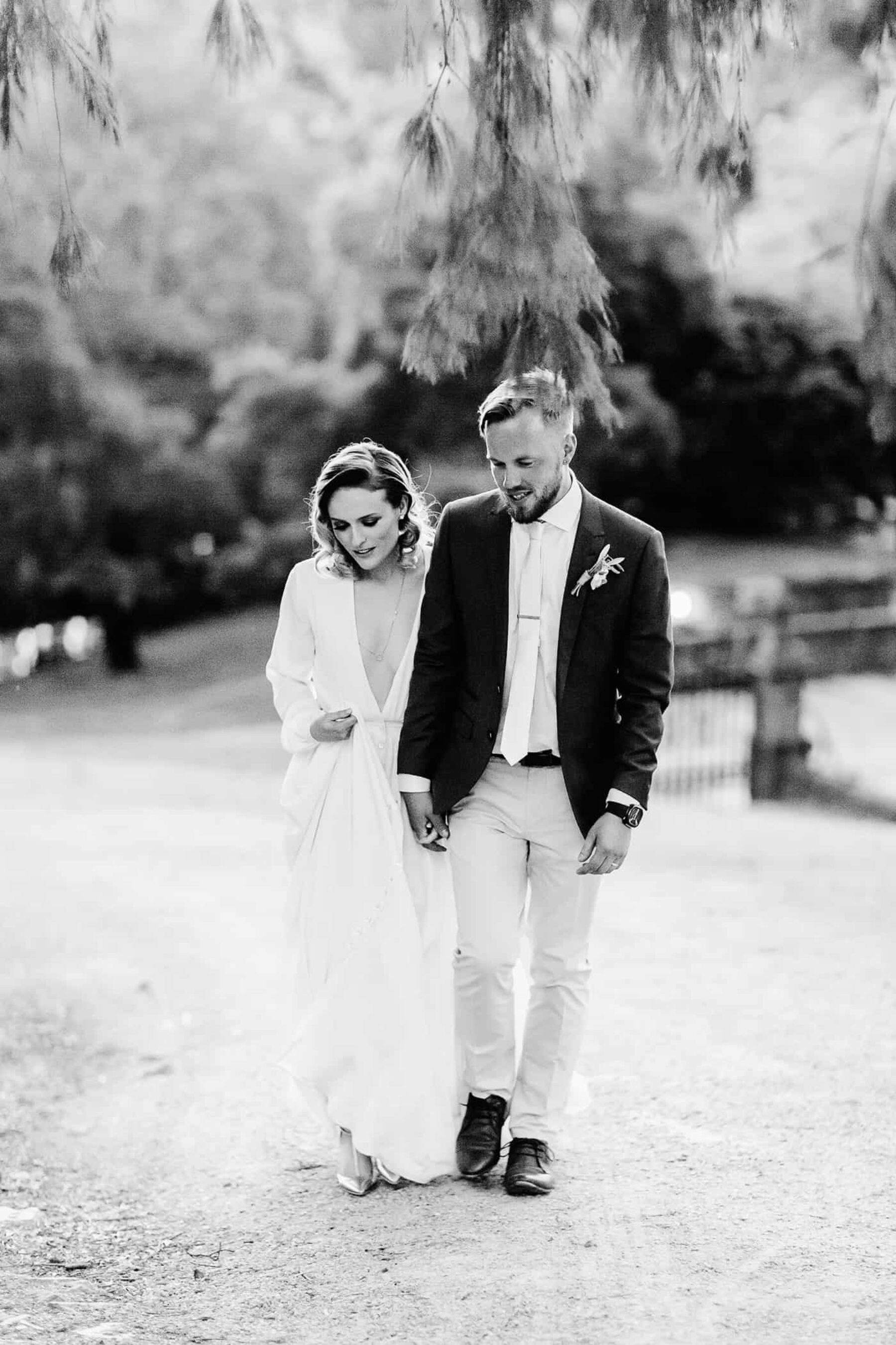 Moody Melbourne wedding at Montsalvat - photography by Oli Sansom