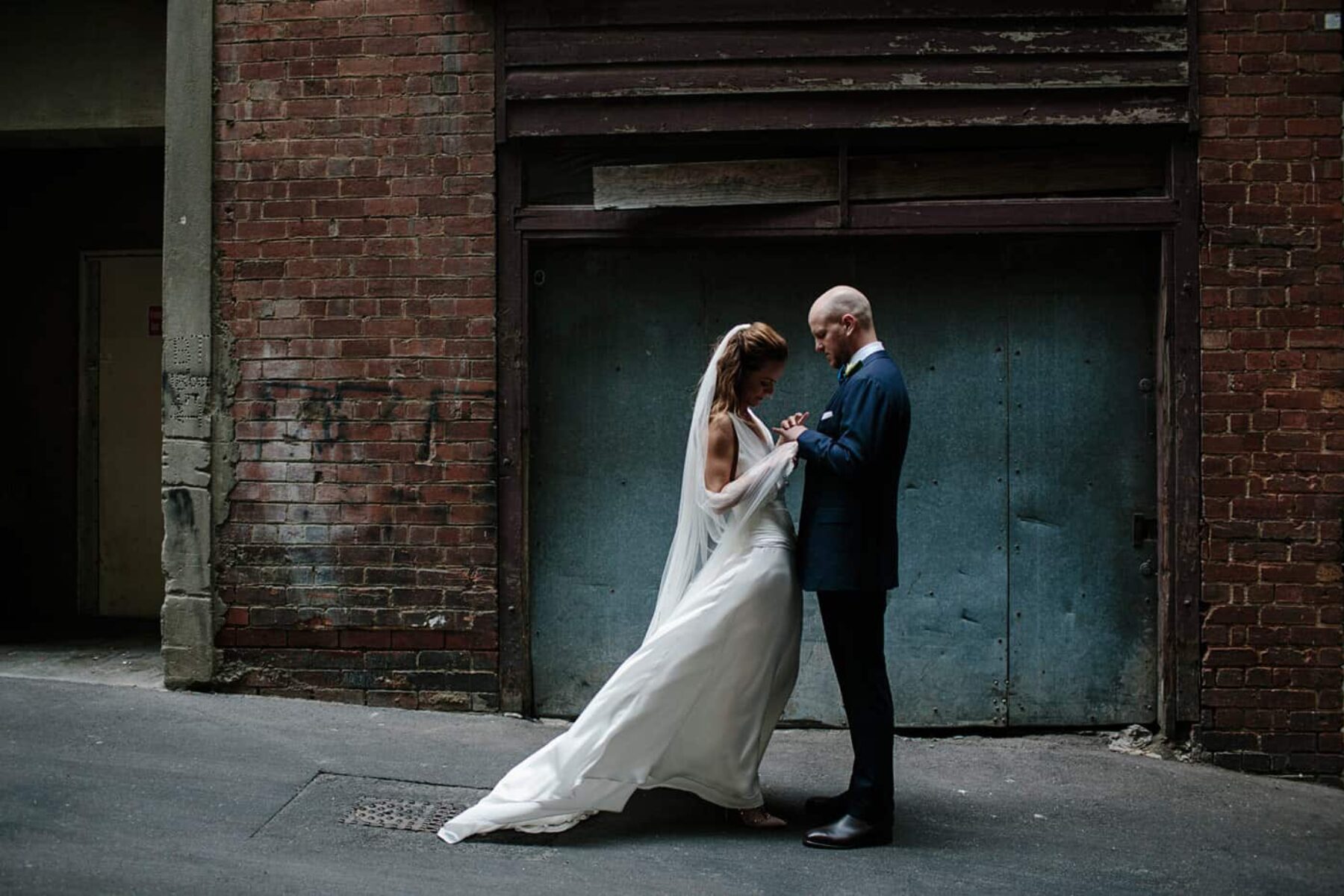Melbourne warehouse wedding at Fortyfive Downstairs / Photography by It's Beautiful Here
