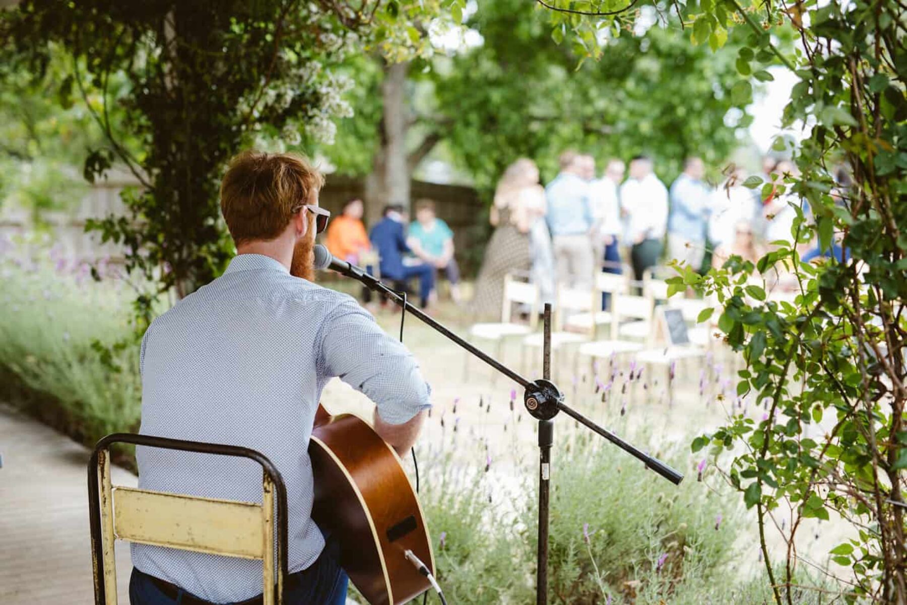 relaxed colourful wedding at The Estate Trentham