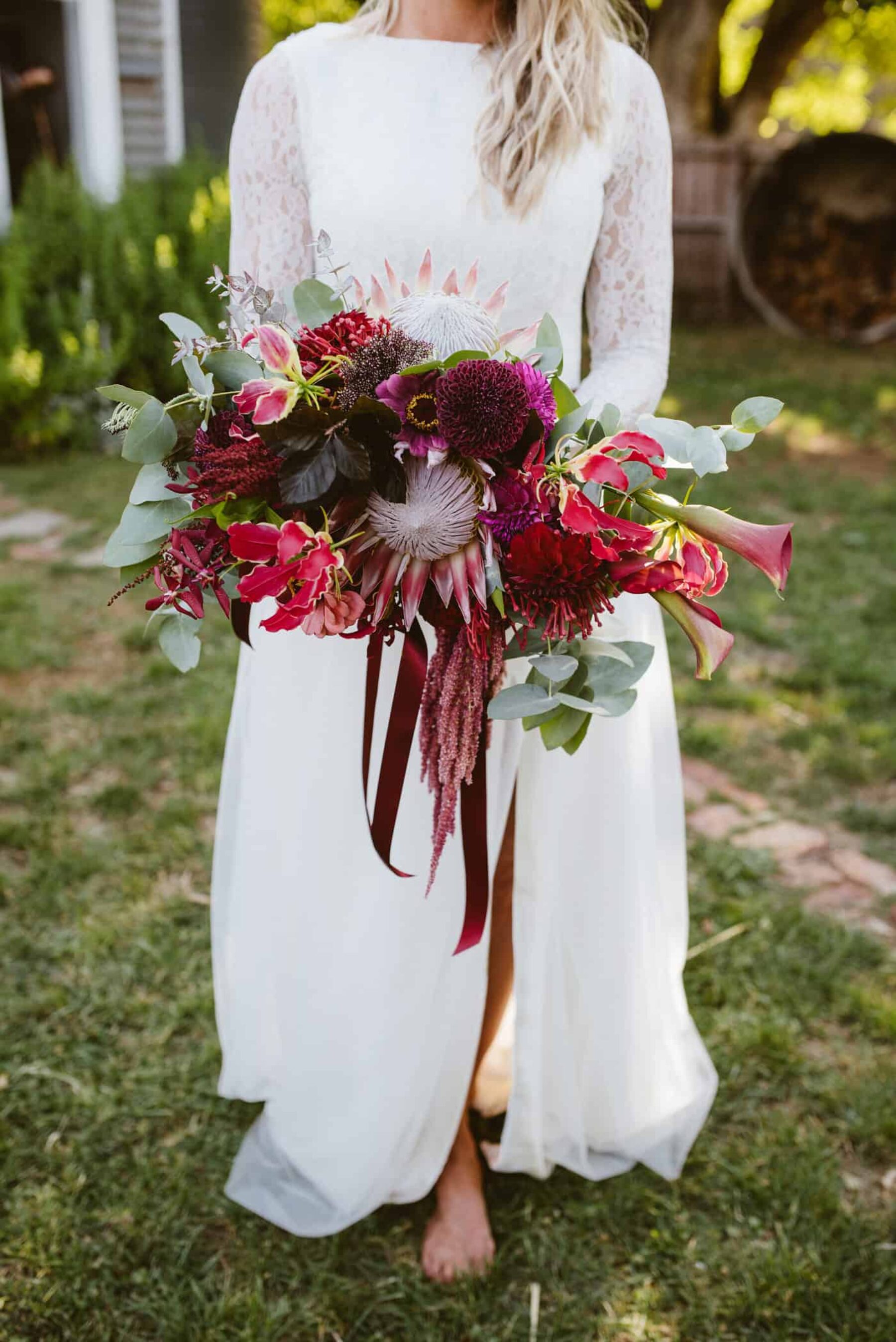 red and burgundy bridal bouquet