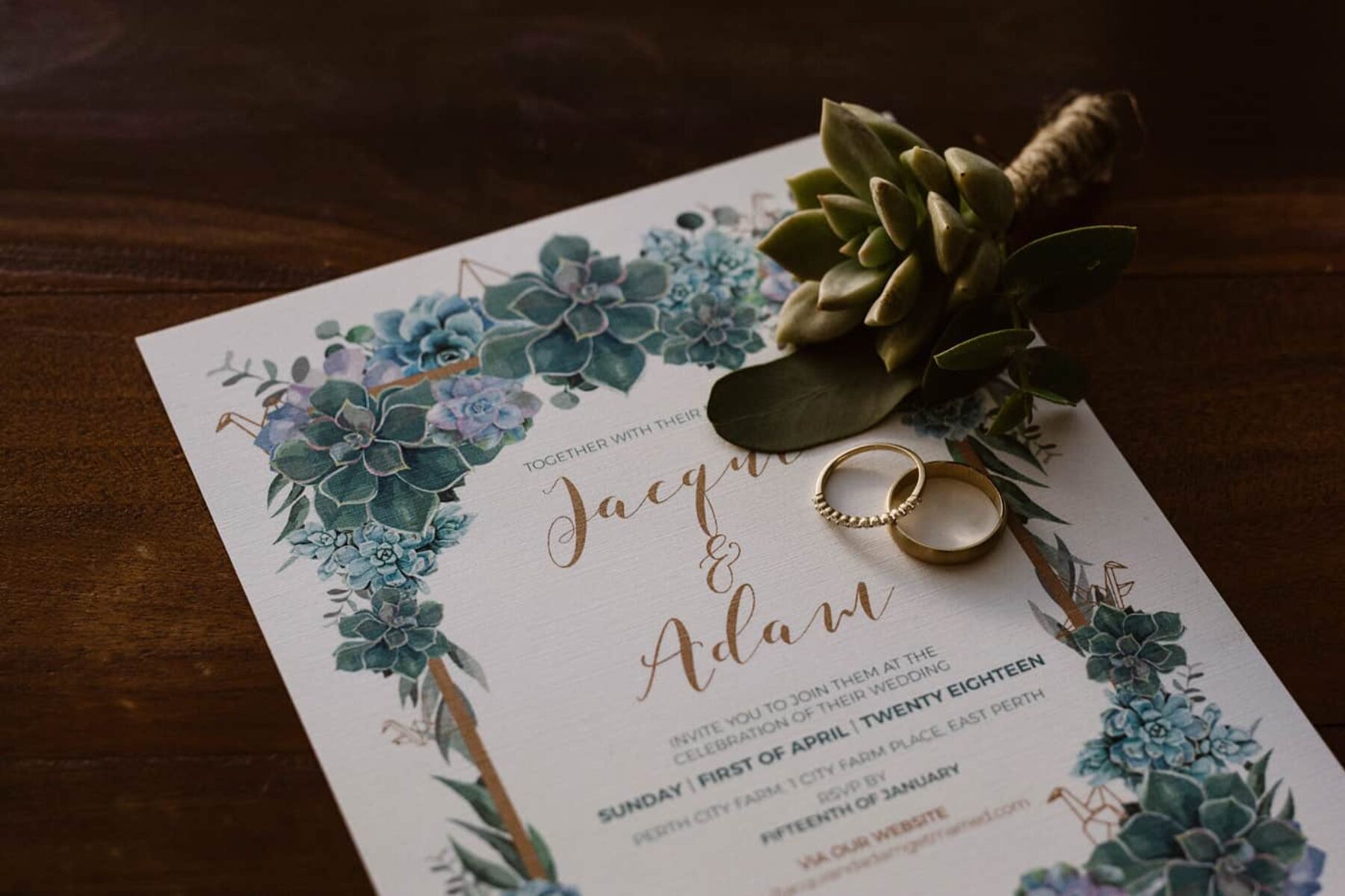 blue floral weddng invitation