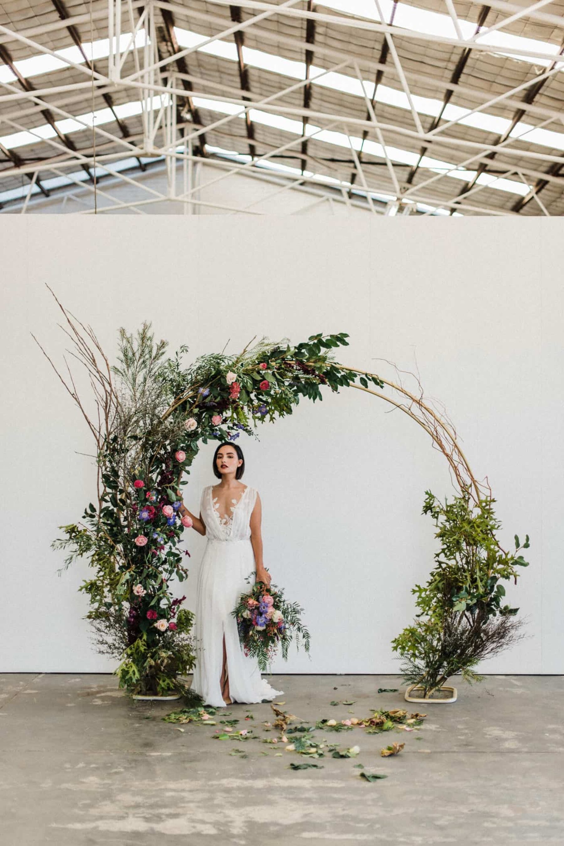 floral circle arch wedding backdrop