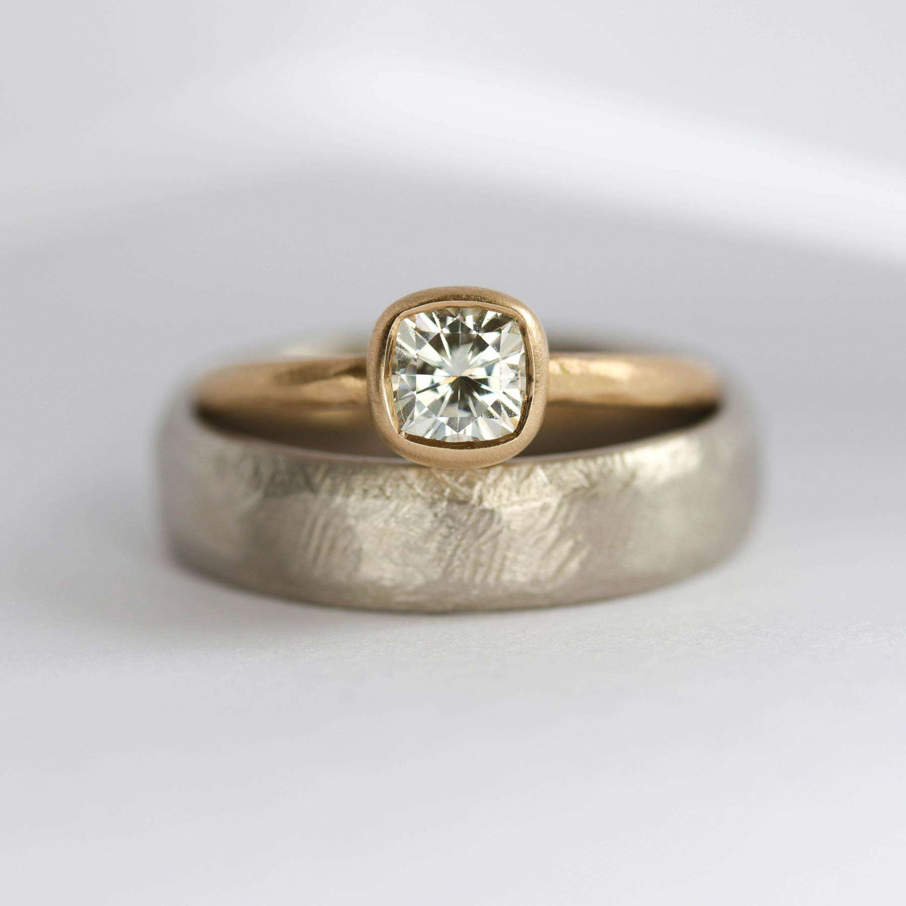 ethical jewellery design conflict free diamonds recycled precious metals