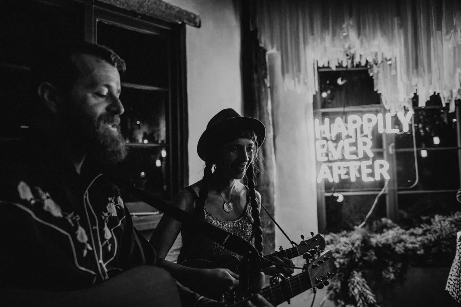 Fidel & Sarah - acoustic wedding band Melbourne