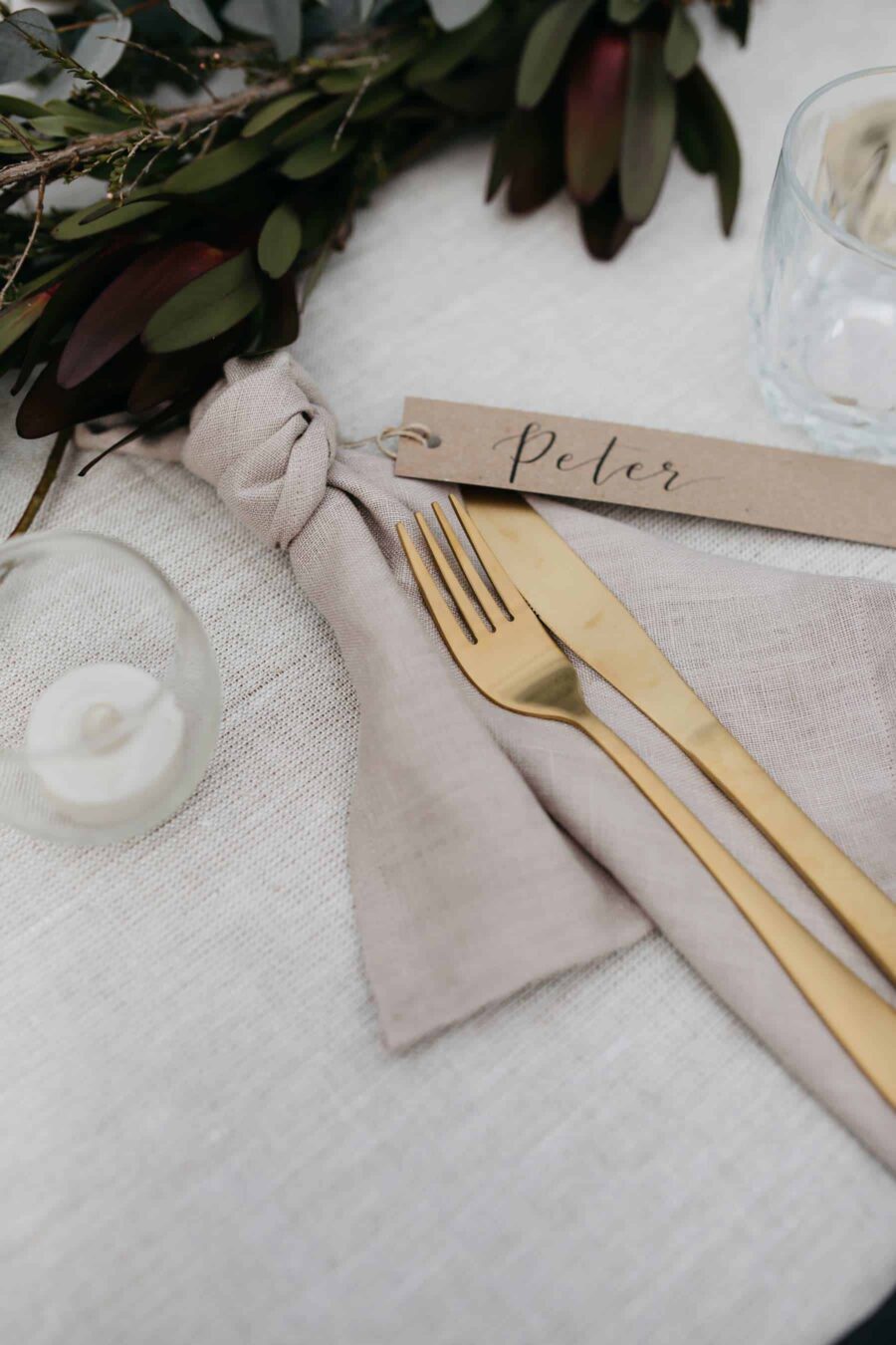 hand-lettered place cards