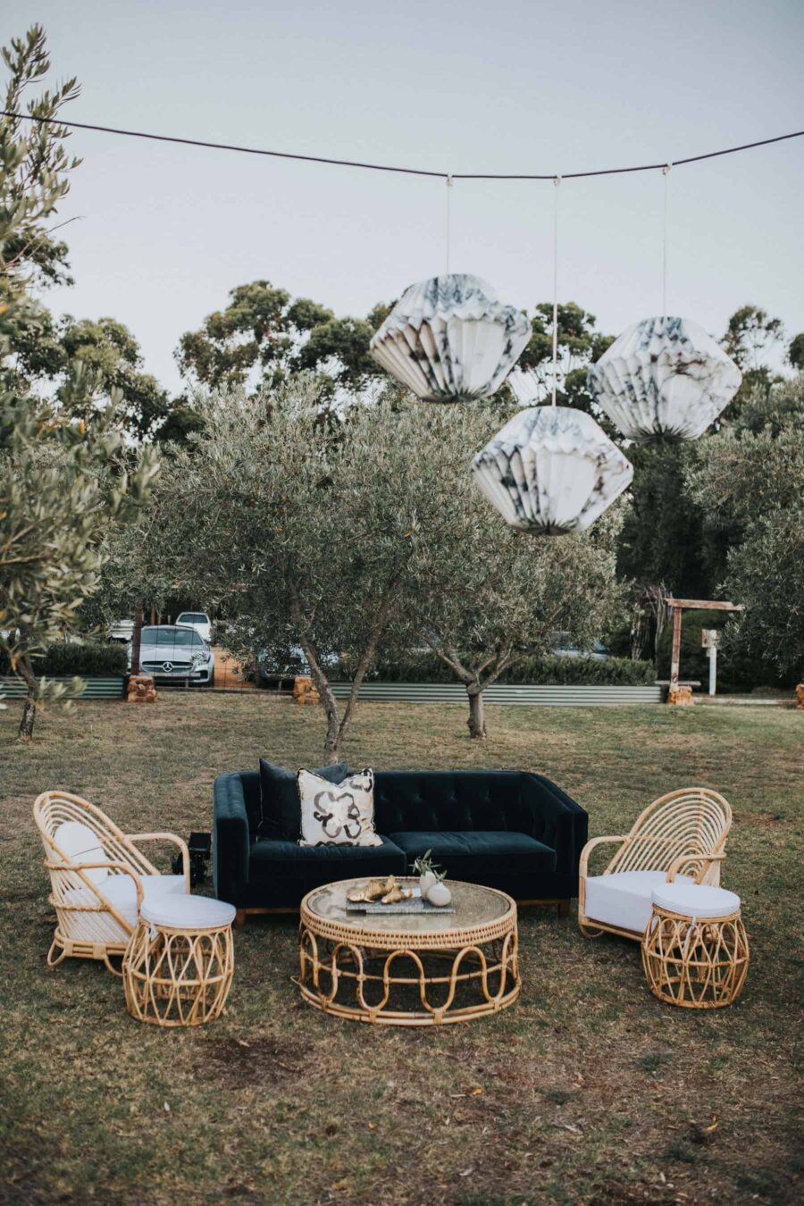 outdoor wedding lounge setup
