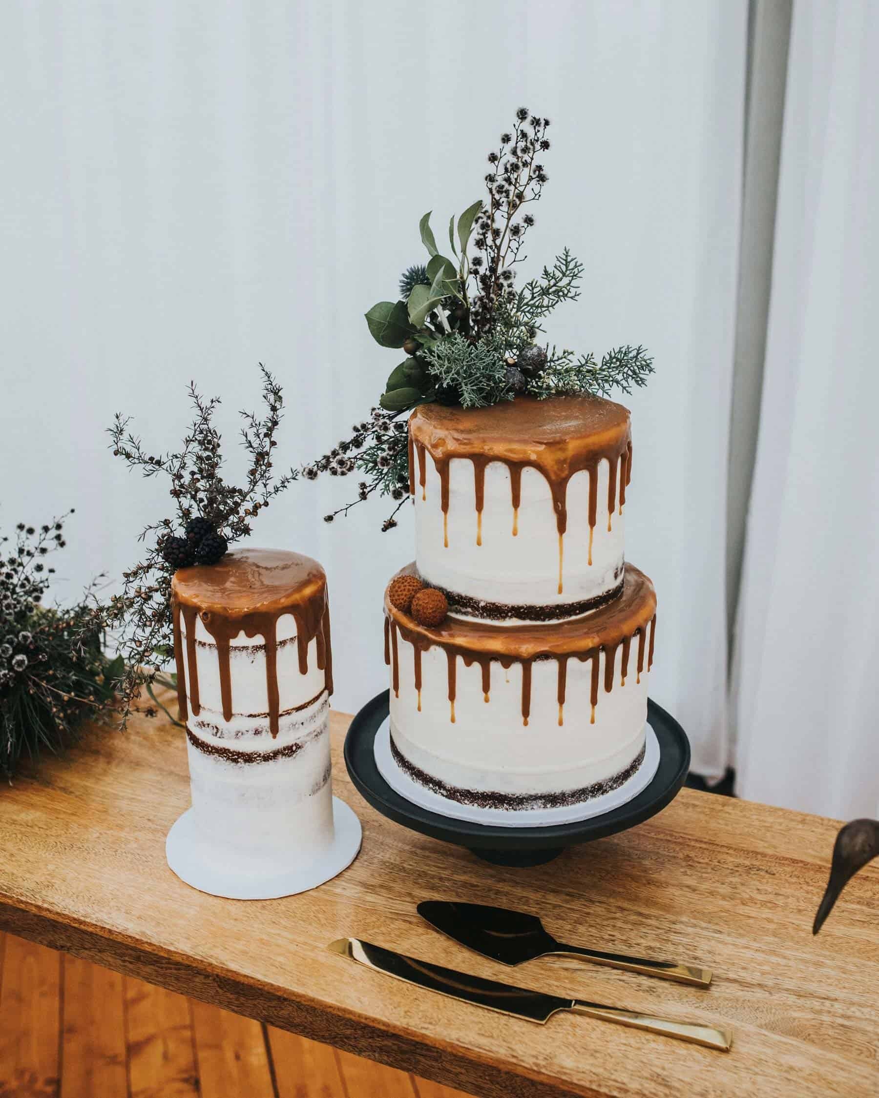 chocolate drip wedding cake