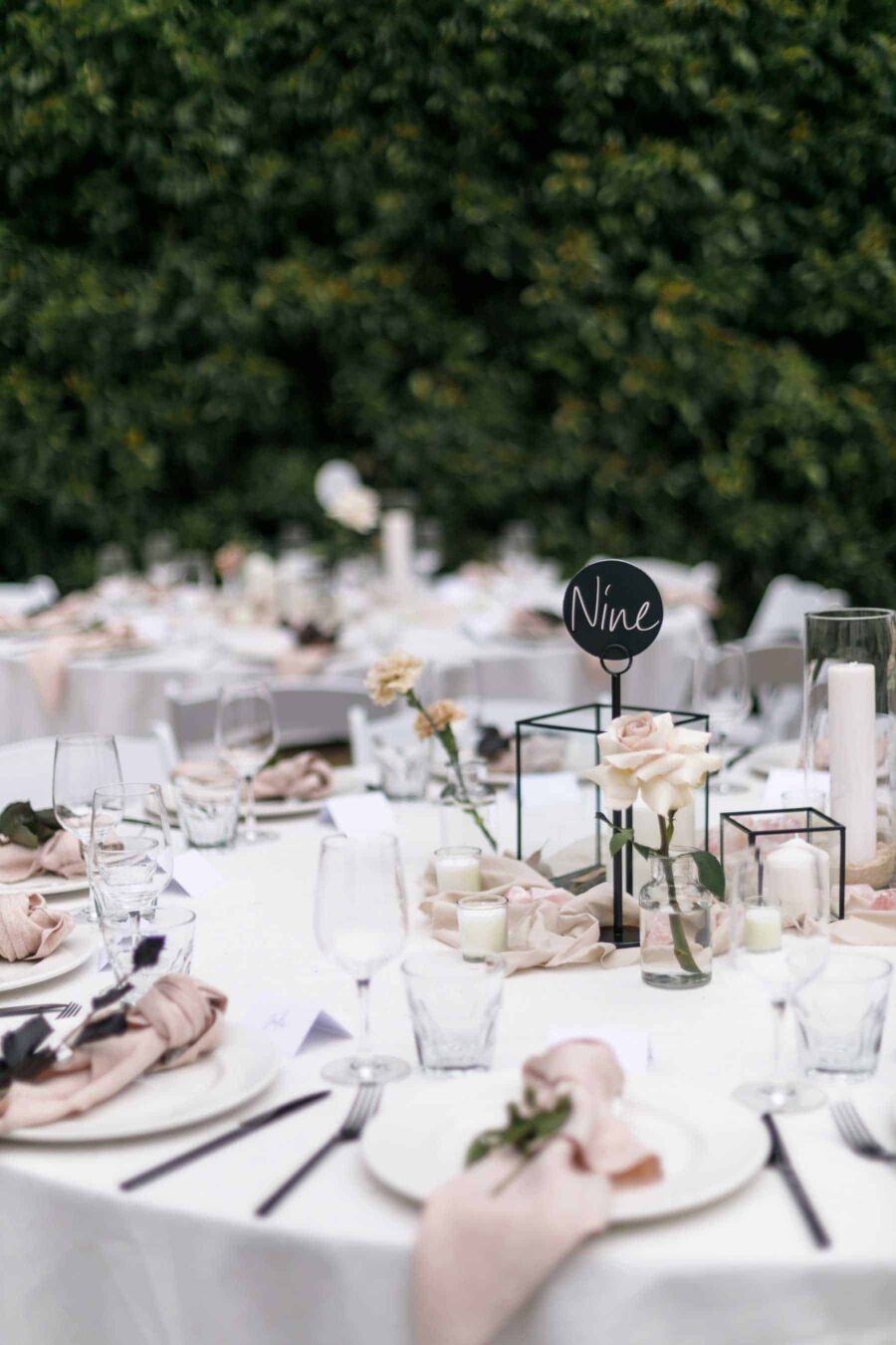 modern blush and white wedding table