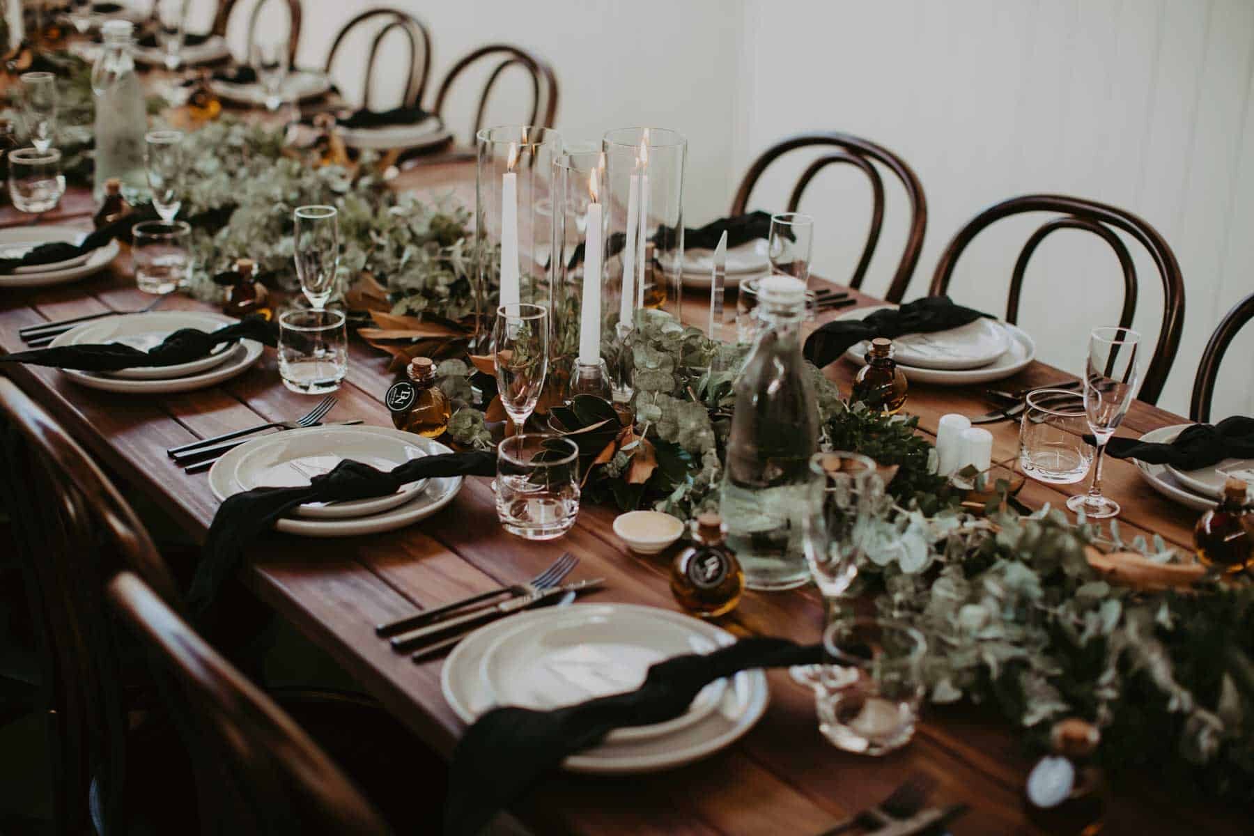 feasting table with foliage runner