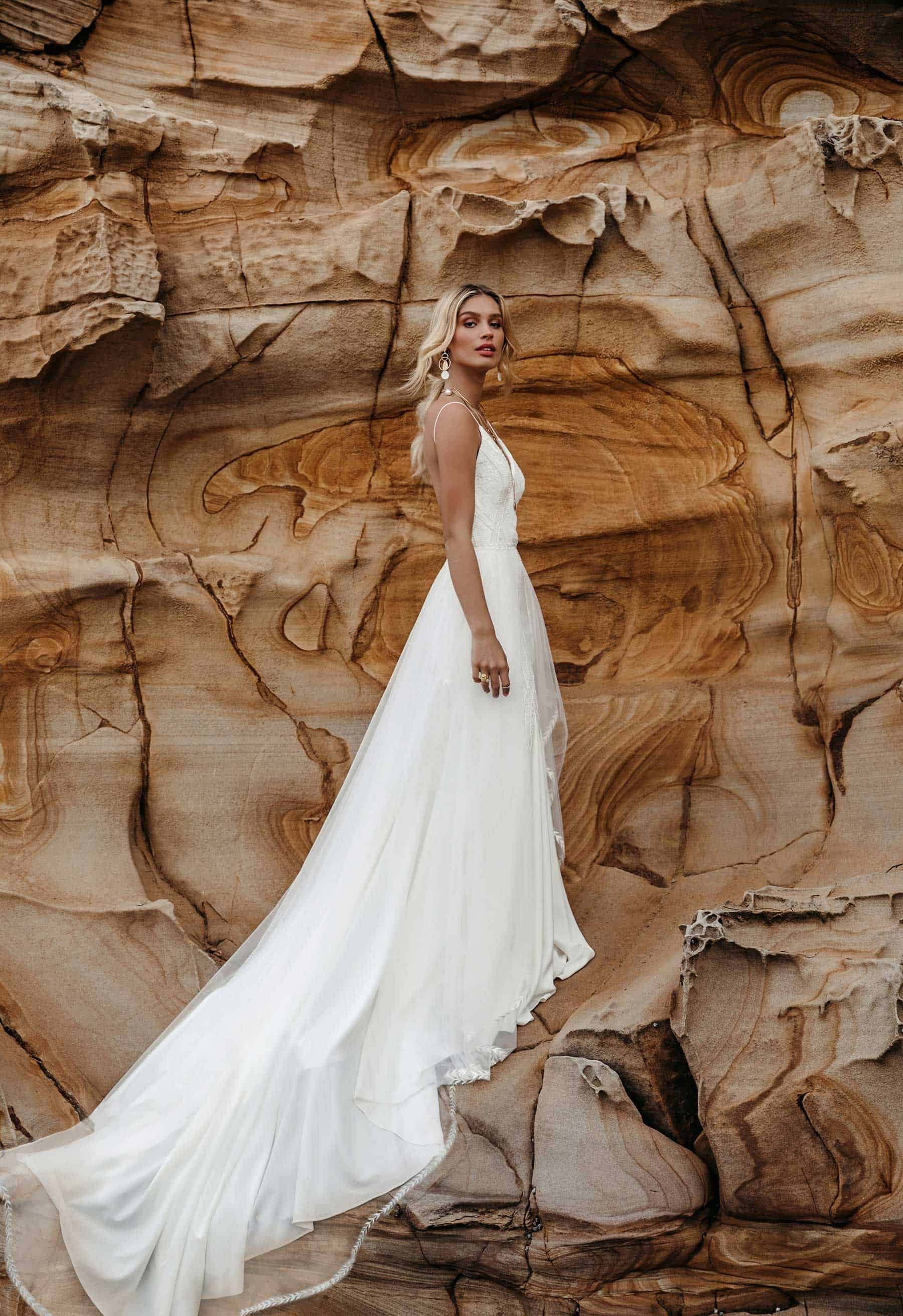 Paradise - 2019 bridal collection by Lovers Society