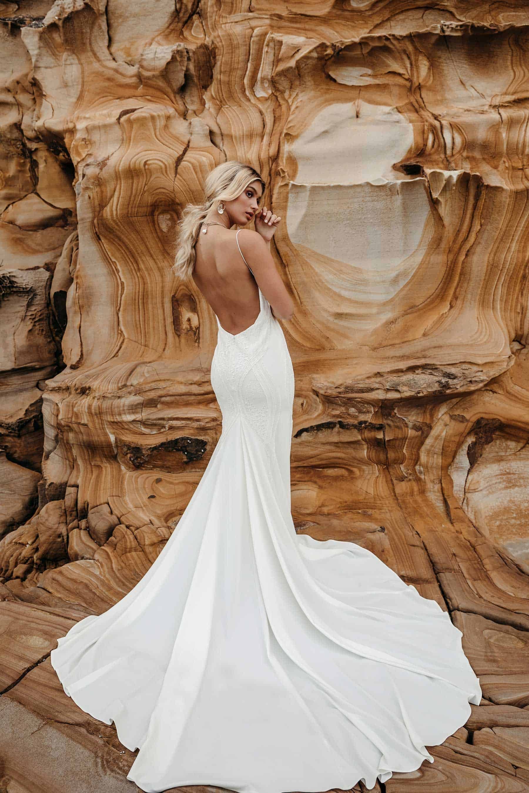 Paradise - 2019 bridal collection by Lovers Society