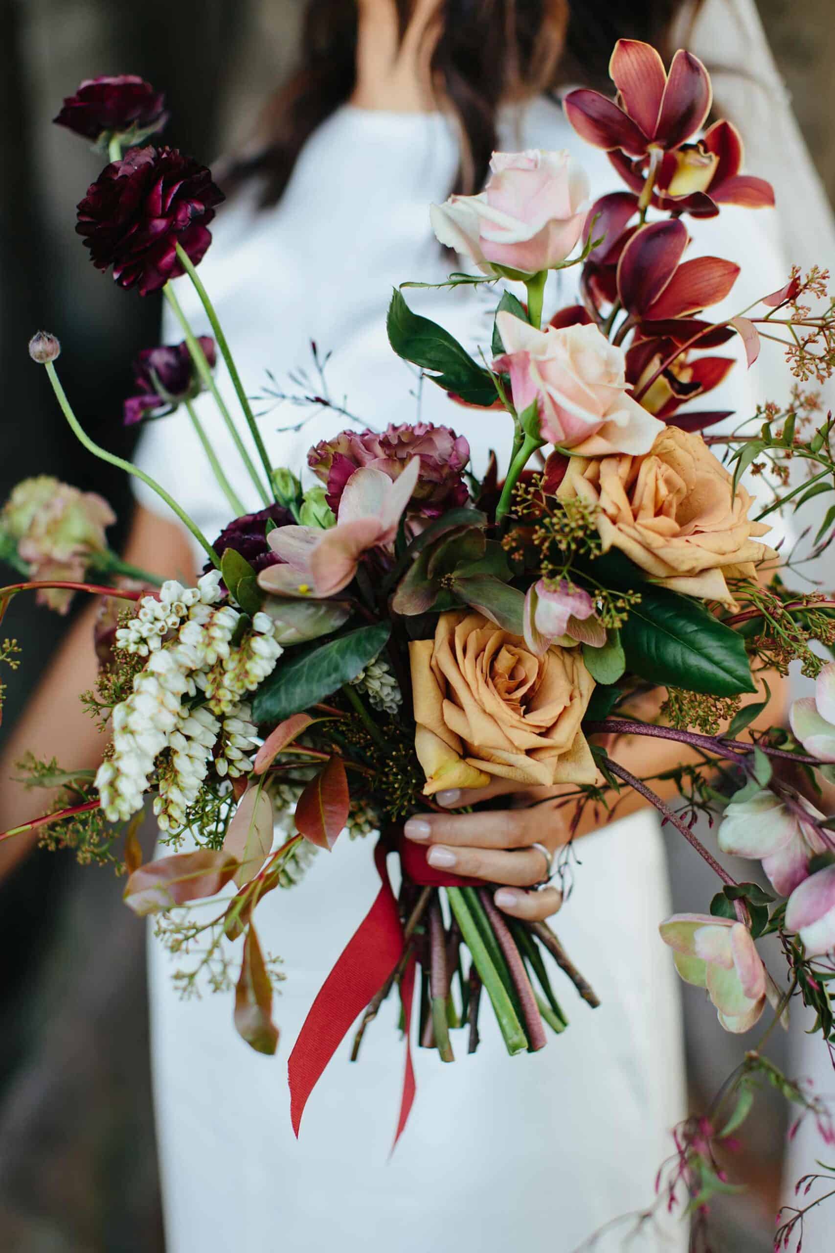 unstructured bridal bouquet