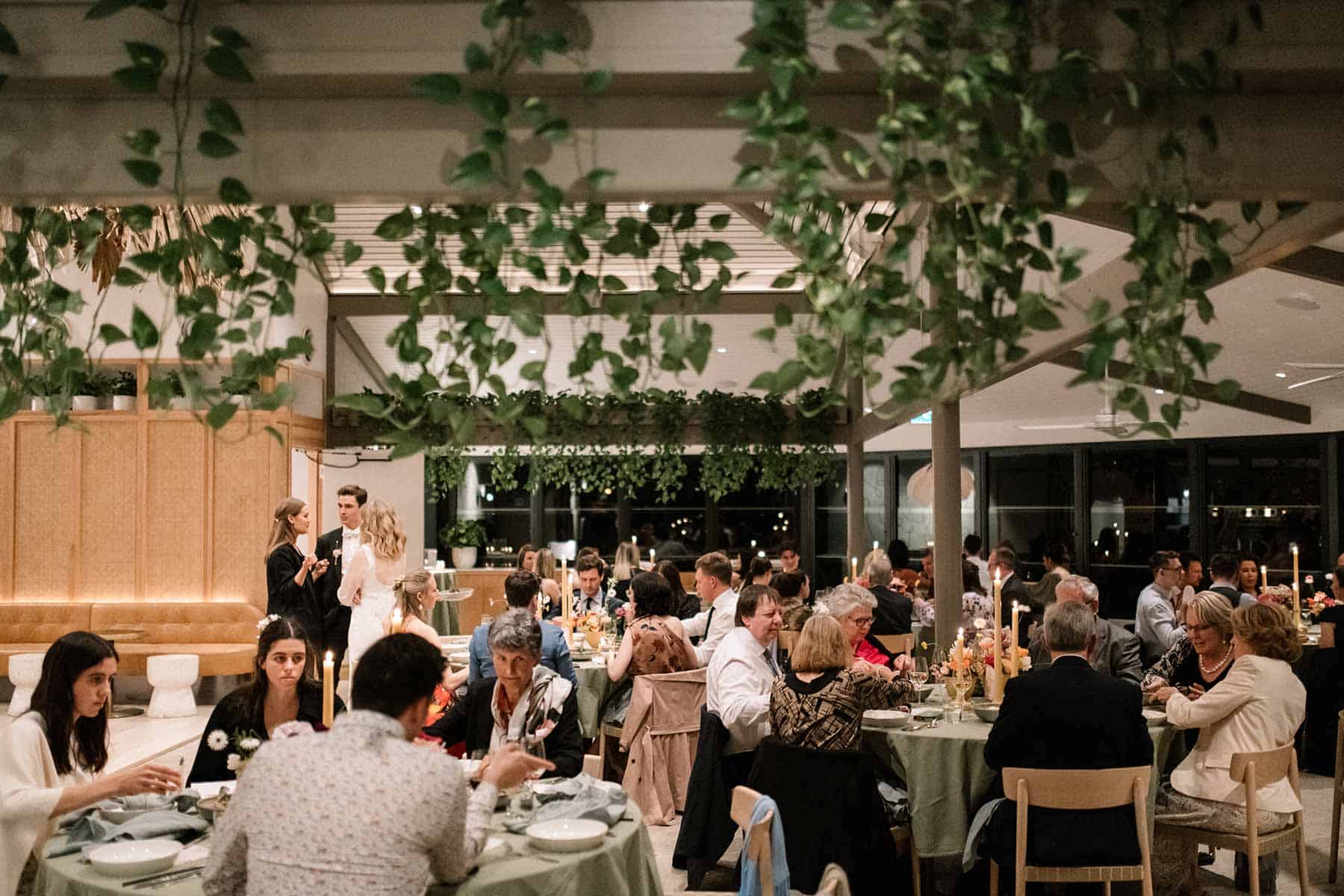 Sydney wedding at Botanic House / photography by Damien Milan